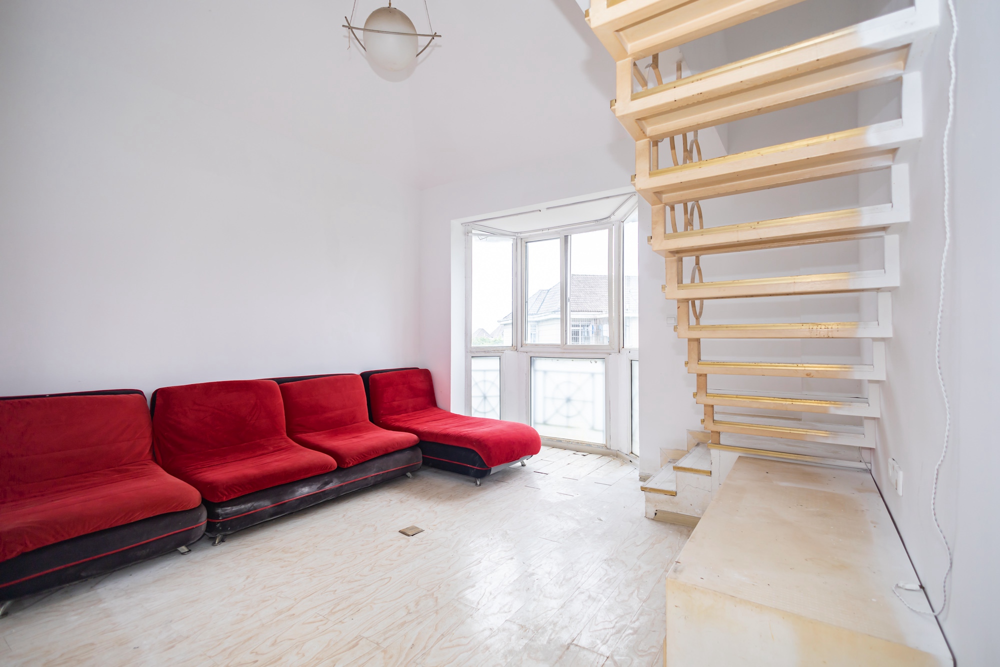 山水人家一二期  3室2厅1卫    25.0万 山水人家一二期  3室2厅1卫    25.0万