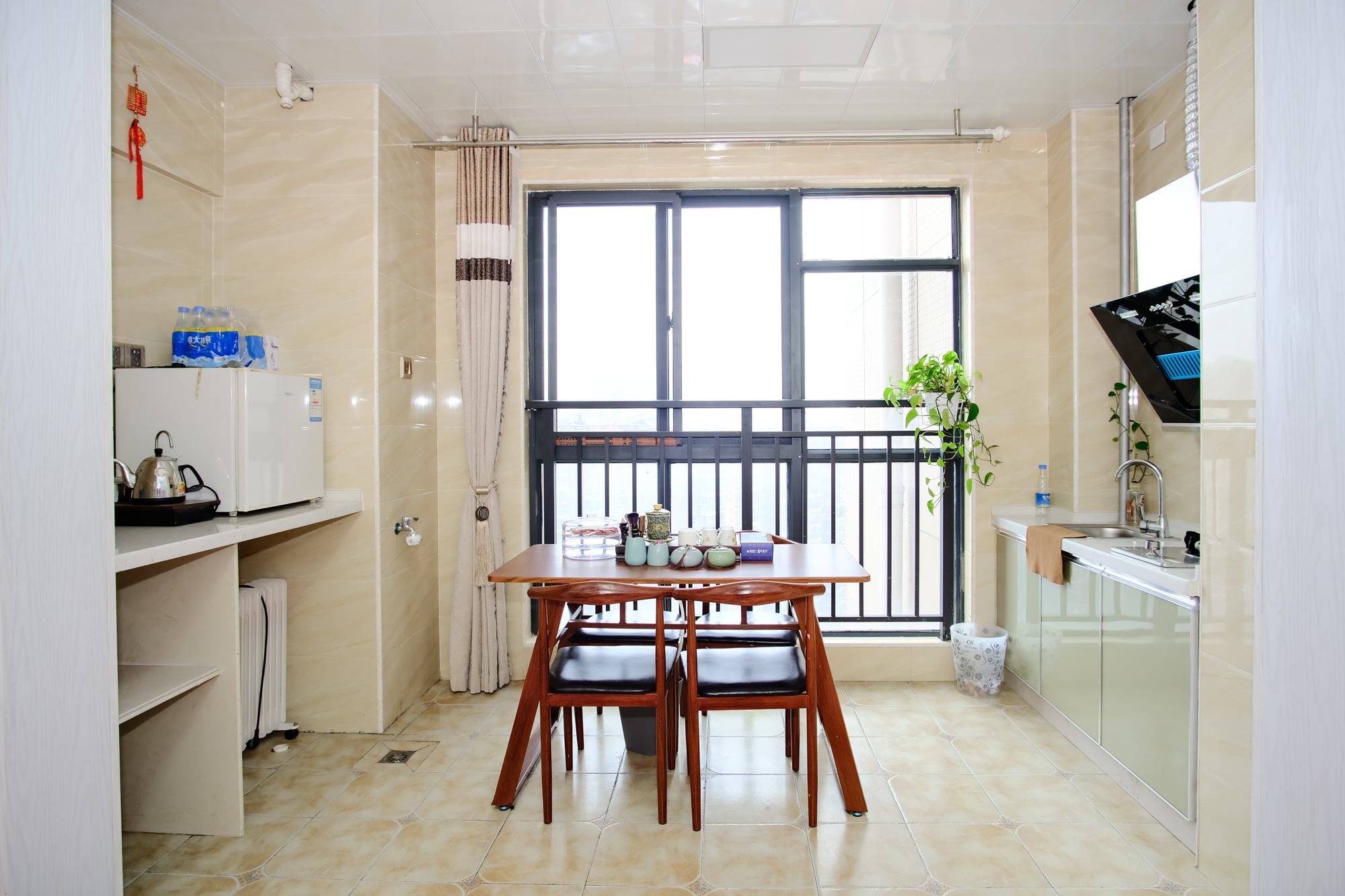 山水湾  1室1厅1卫    44.0万 山水湾  1室1厅1卫    44.0万厨房