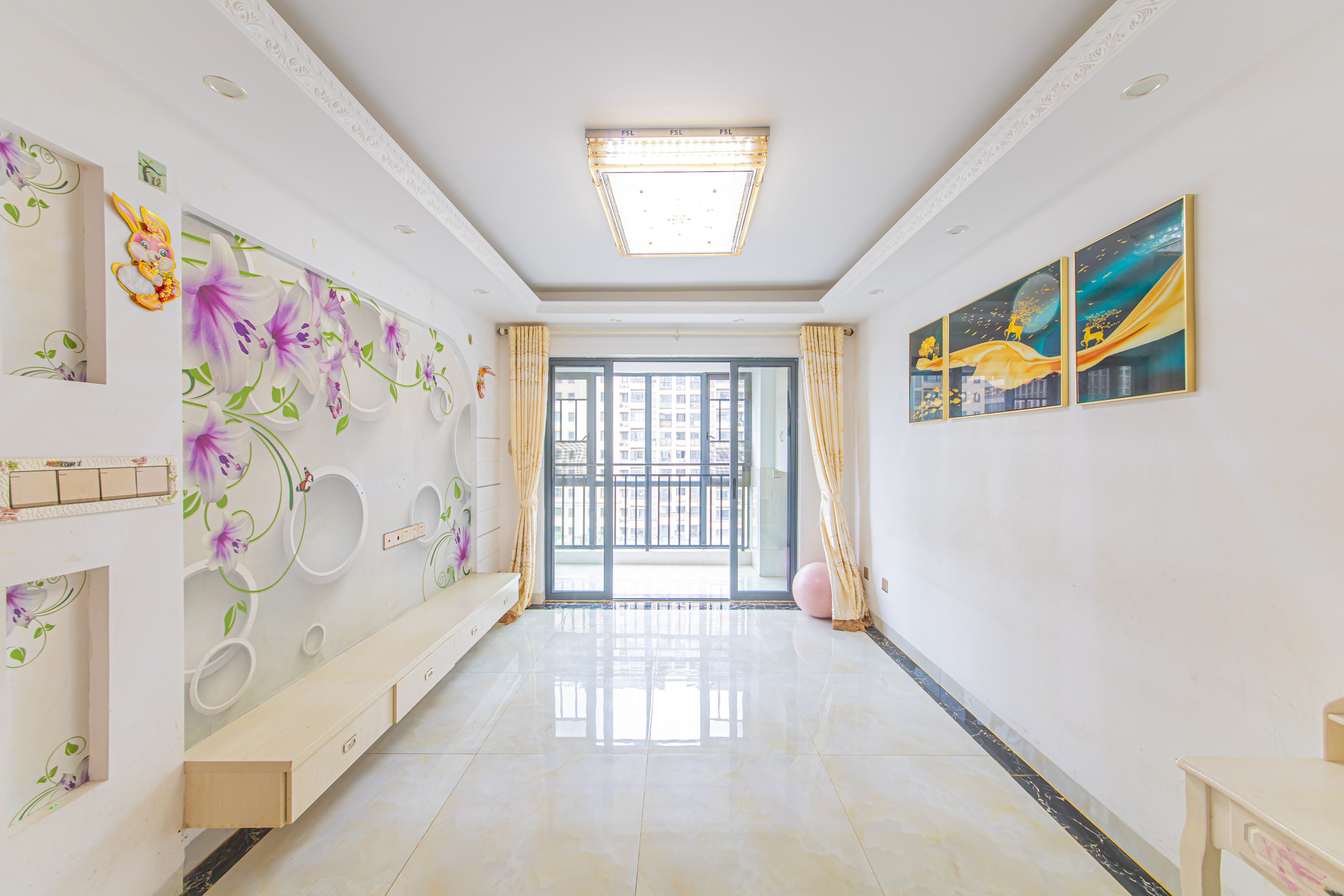 中建芙蓉嘉苑  3室1厅2卫   91.80万客厅
