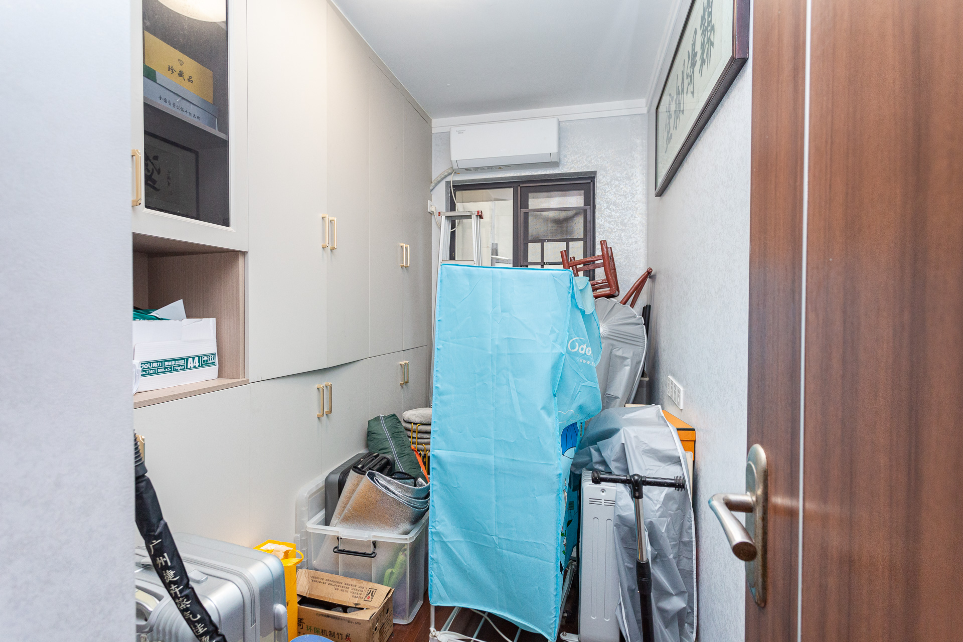 万润滨江天著  4室2厅2卫    140.0万 万润滨江天著  4室2厅2卫    140.0万卧室