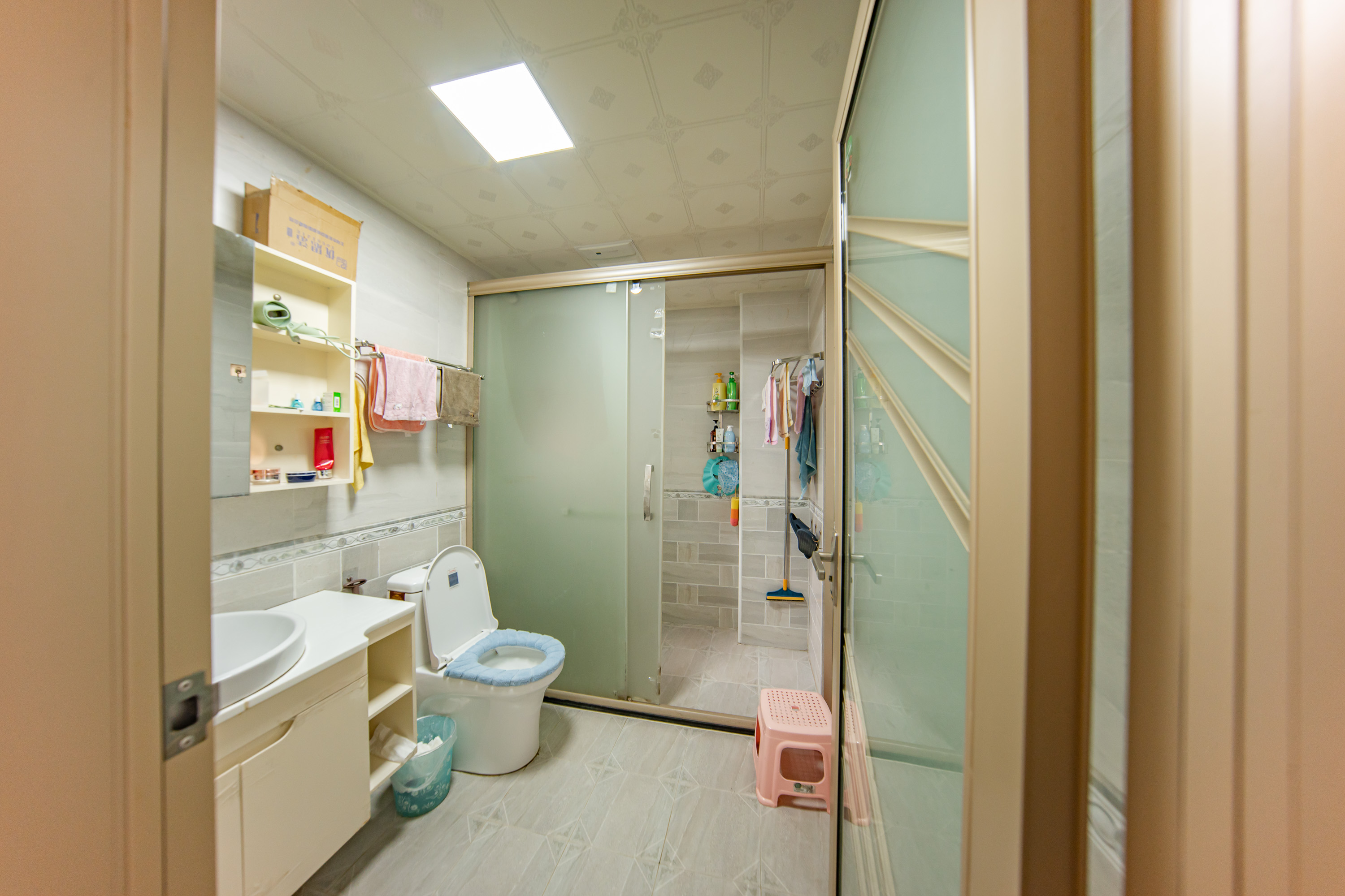 中建麓山和苑  3室2厅2卫   93.00万卫生间