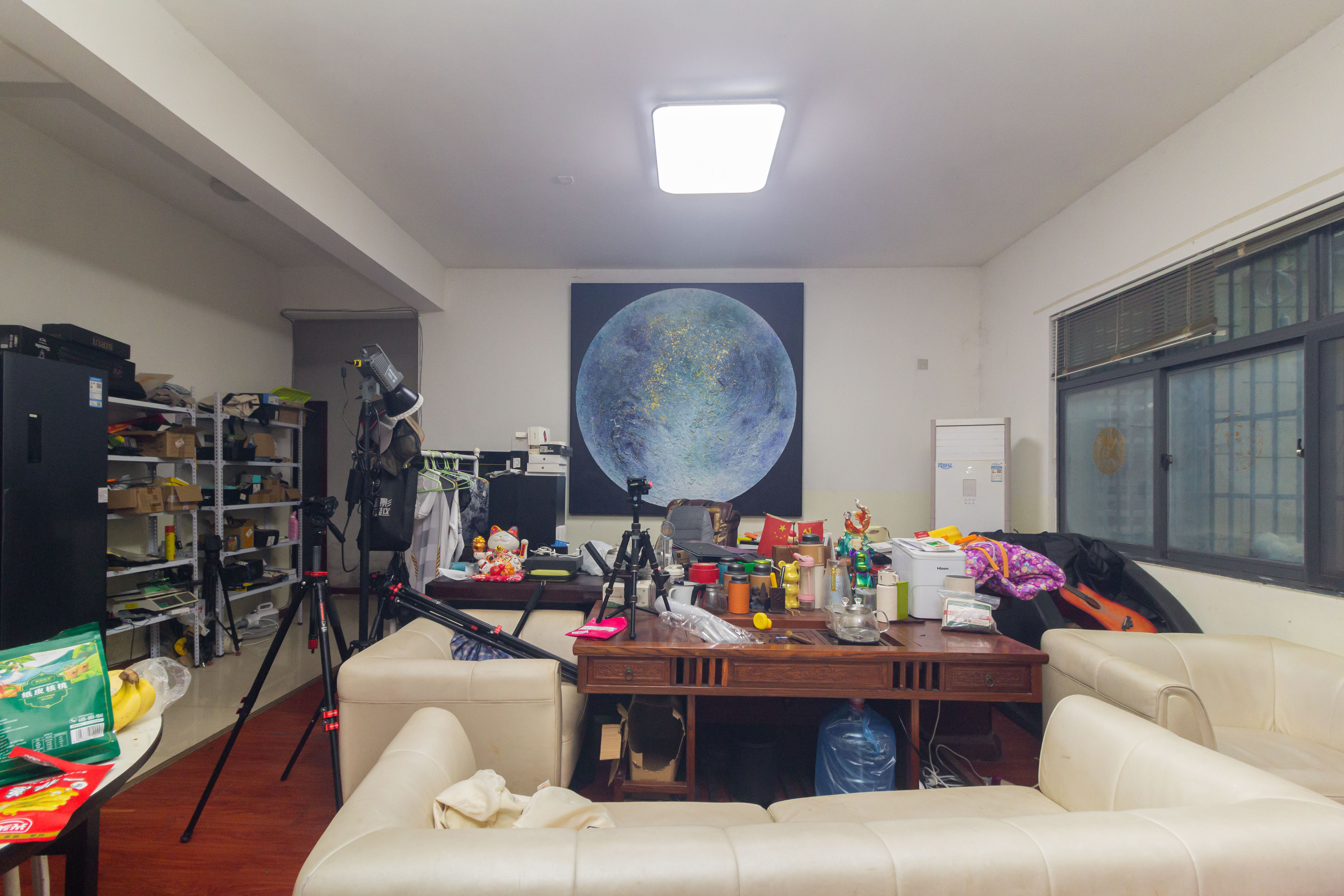 辉宏橄榄城  5室2厅2卫    200.0万 辉宏橄榄城  5室2厅2卫    200.0万客厅