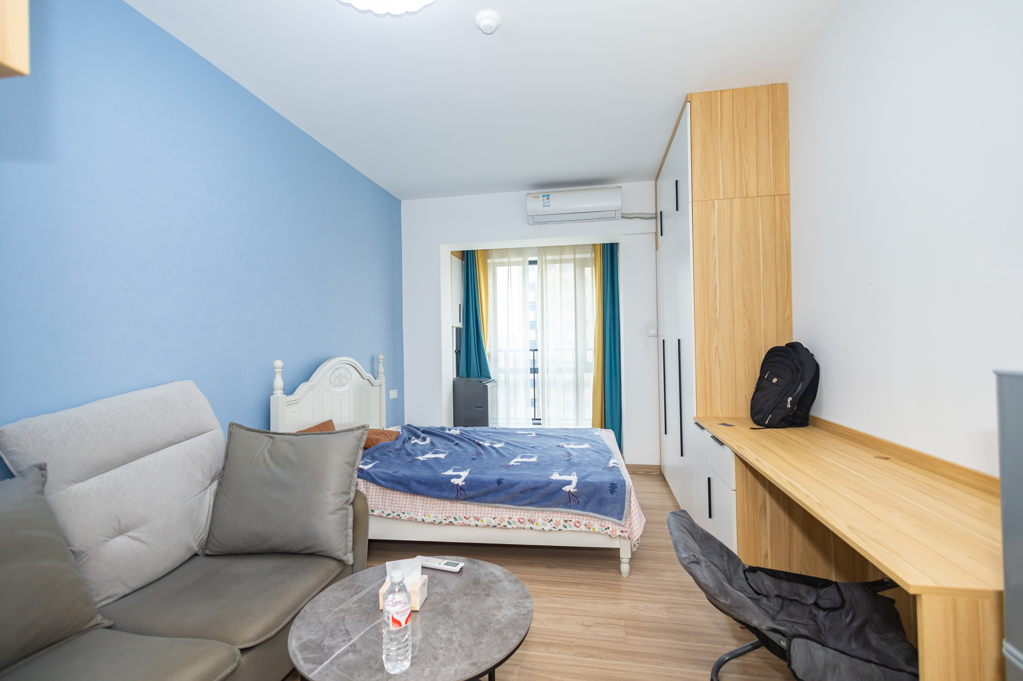 新长海漓湘悦 1室1厅1卫 20.0万 新长海漓湘悦 1室1厅1卫 20.0万客厅