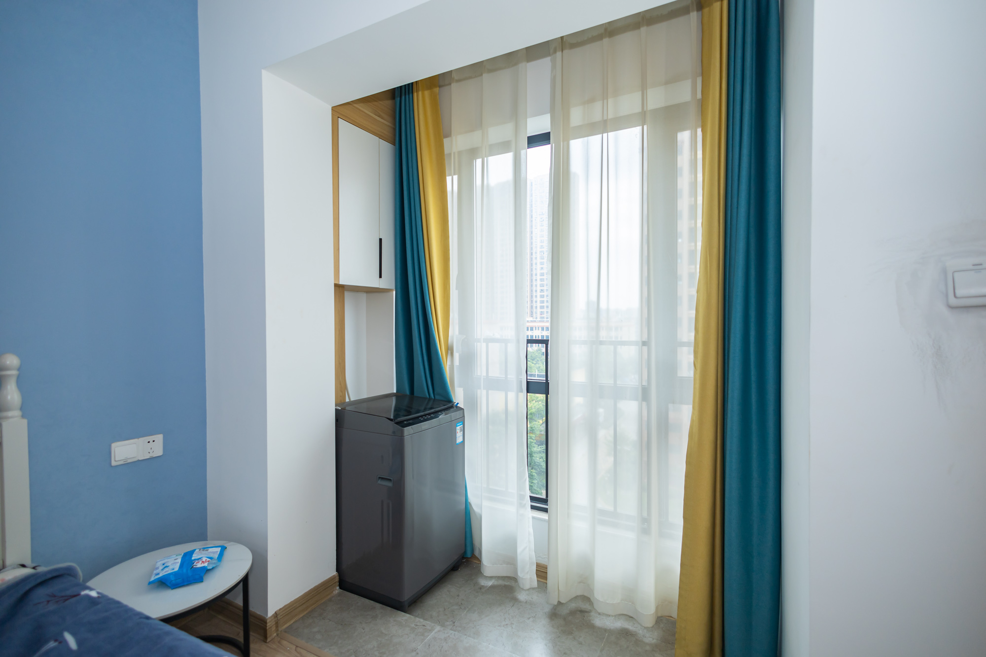 新长海漓湘悦 1室1厅1卫 20.0万 新长海漓湘悦 1室1厅1卫 20.0万阳台