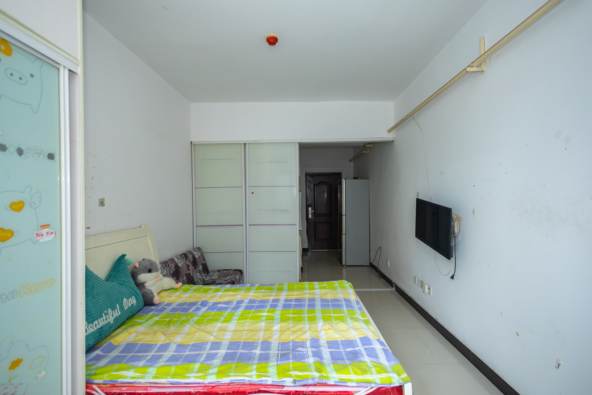 尚都美寓  1室1厅1卫    14.98万客厅