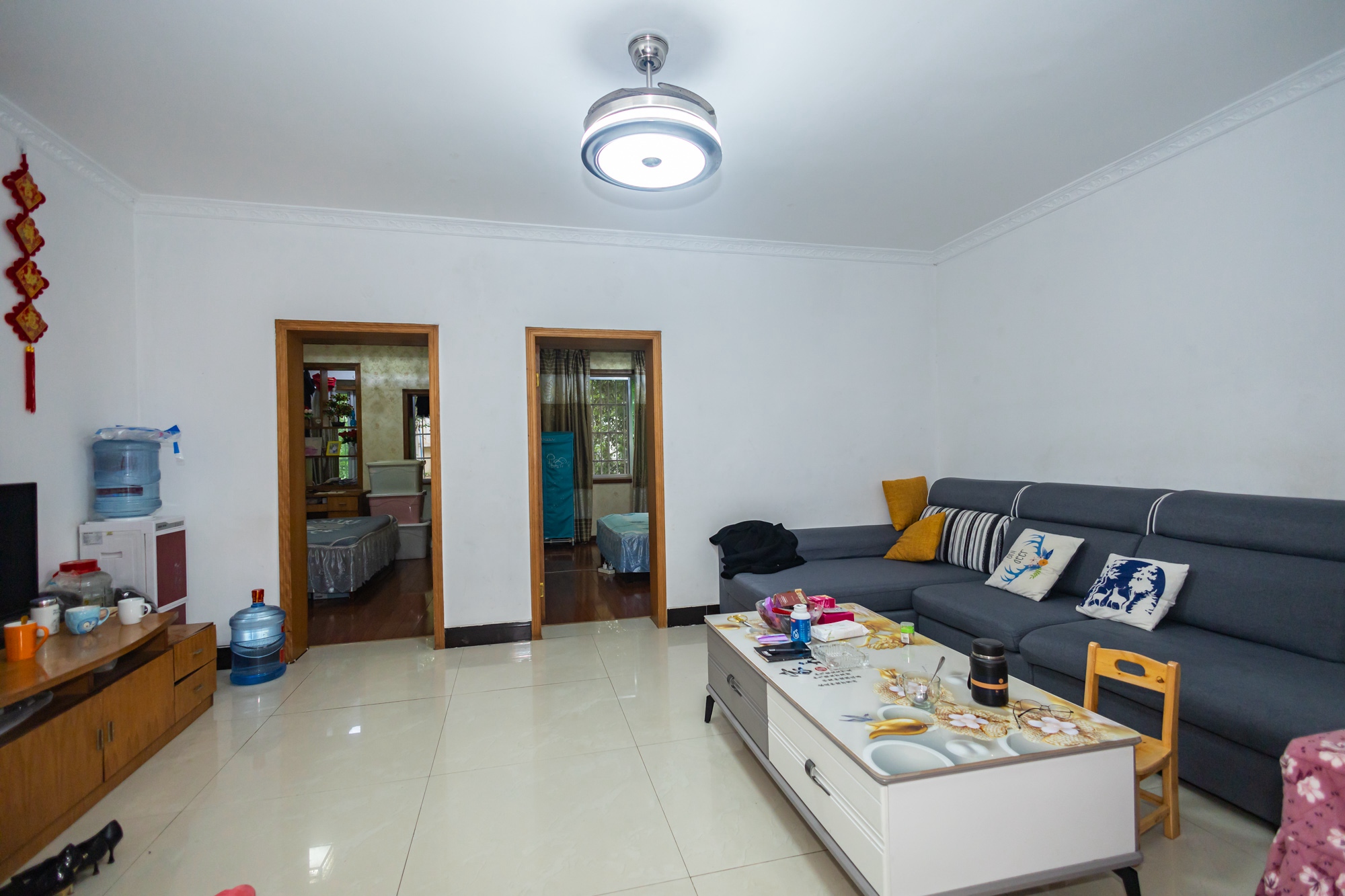 中南汽车世界  2室2厅1卫    30.0万 中南汽车世界  2室2厅1卫    30.0万客厅