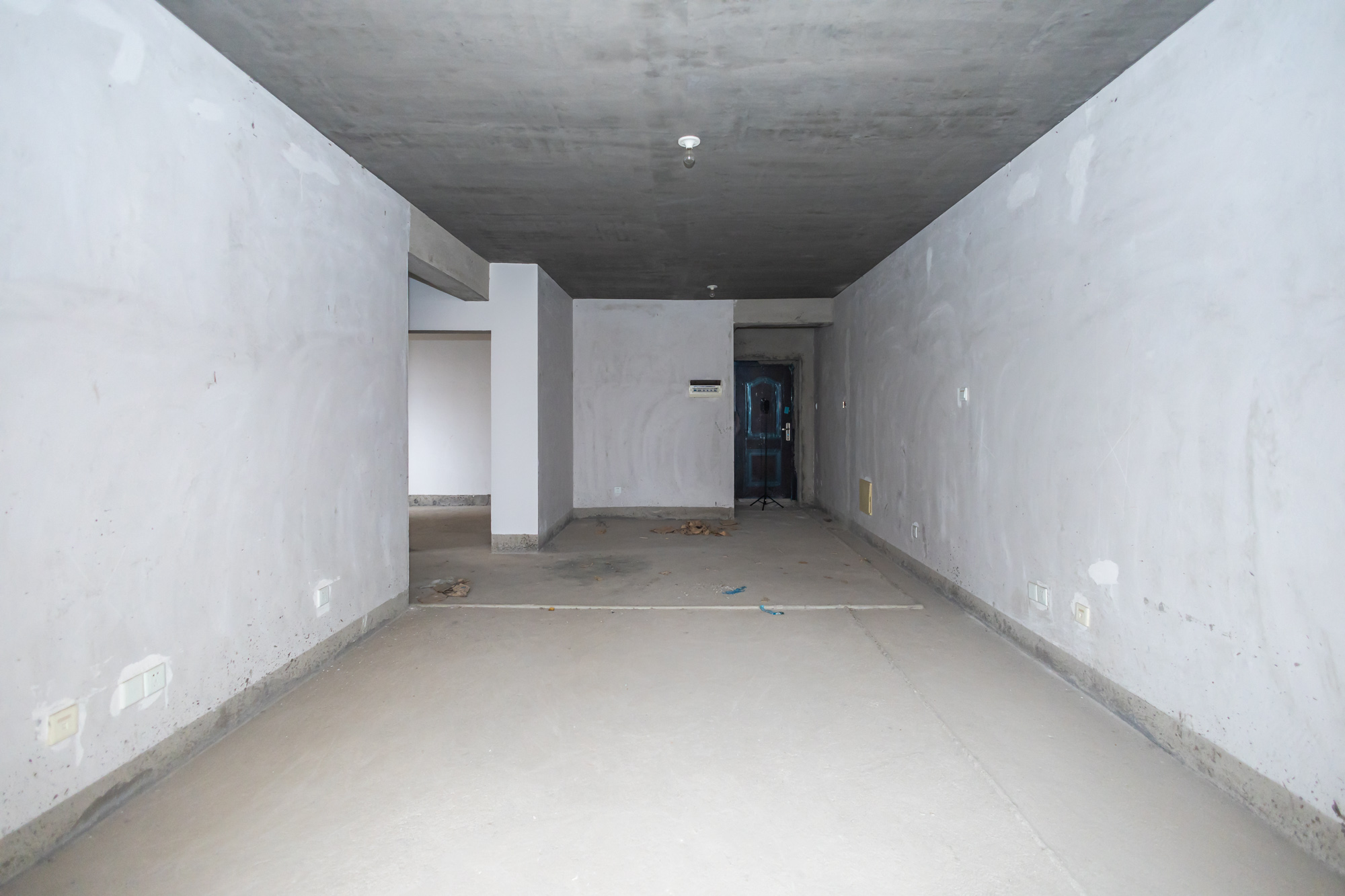 恒广国际景园一二区  2室2厅1卫    75.0万 恒广国际景园一二区  2室2厅1卫    75.0万客厅