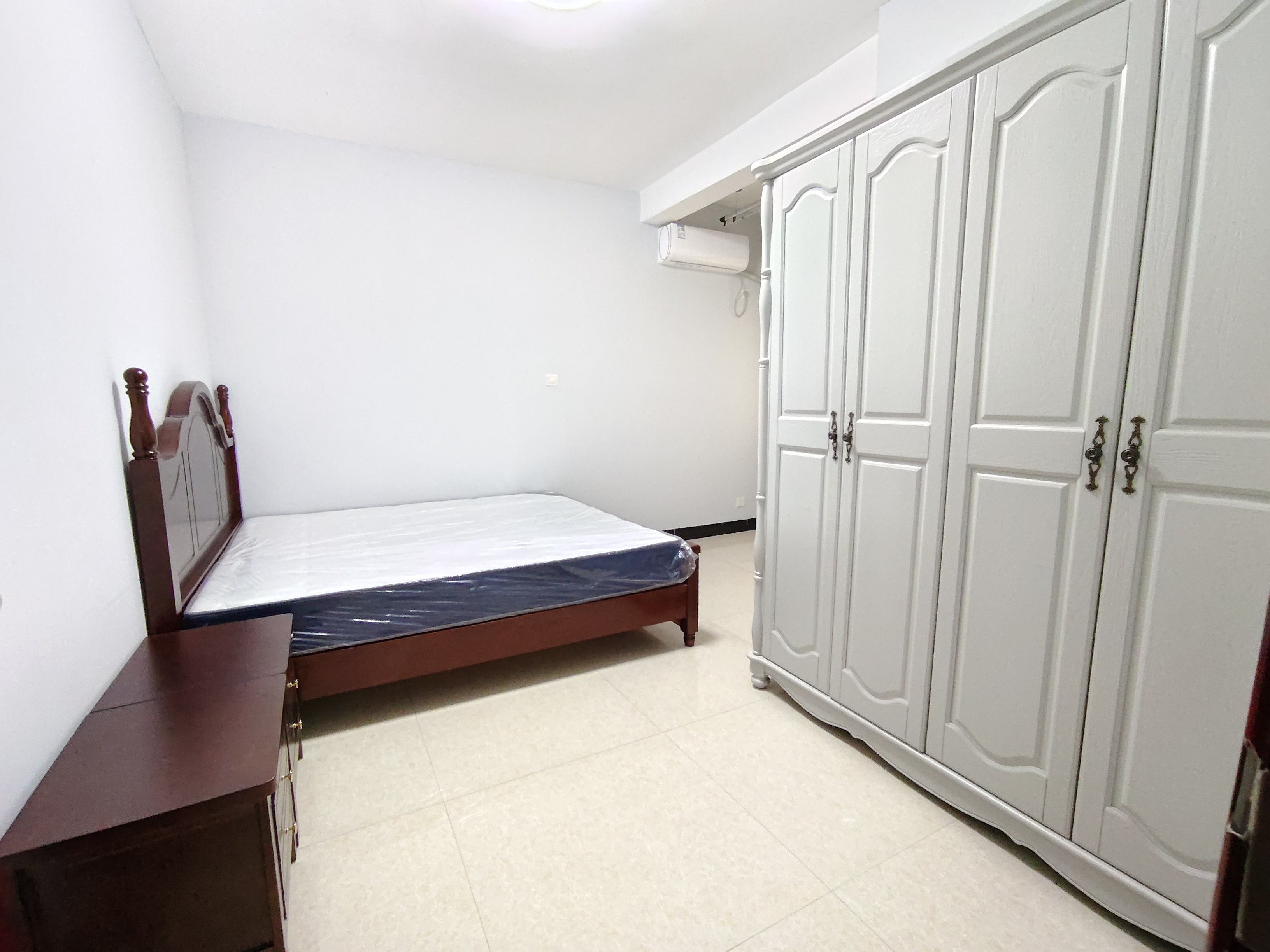 龙腾国际 1室1厅1卫 35.80万 龙腾国际 1室1厅1卫 35.80万室内图