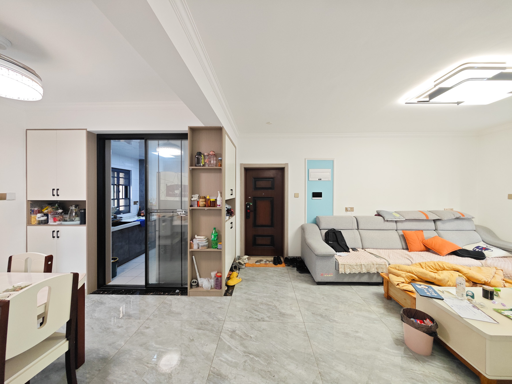 中建嘉和城 3室2厅2卫 110.0万 中建嘉和城 3室2厅2卫 110.0万客厅