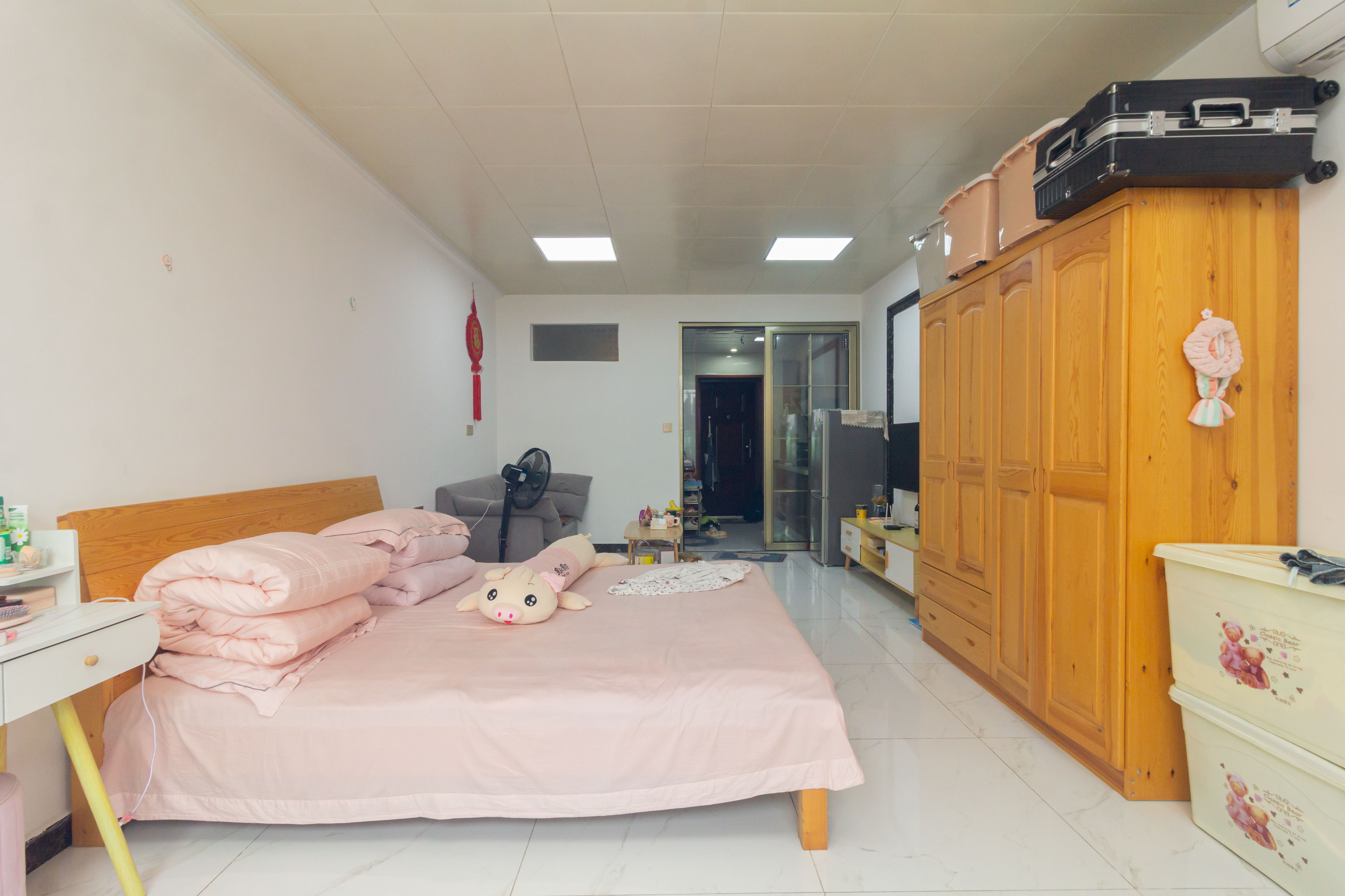 东业上城嘉苑(晟悦国际) 1室1厅1卫 24.0万 东业上城嘉苑(晟悦国际) 1室1厅1卫 24.0万客厅