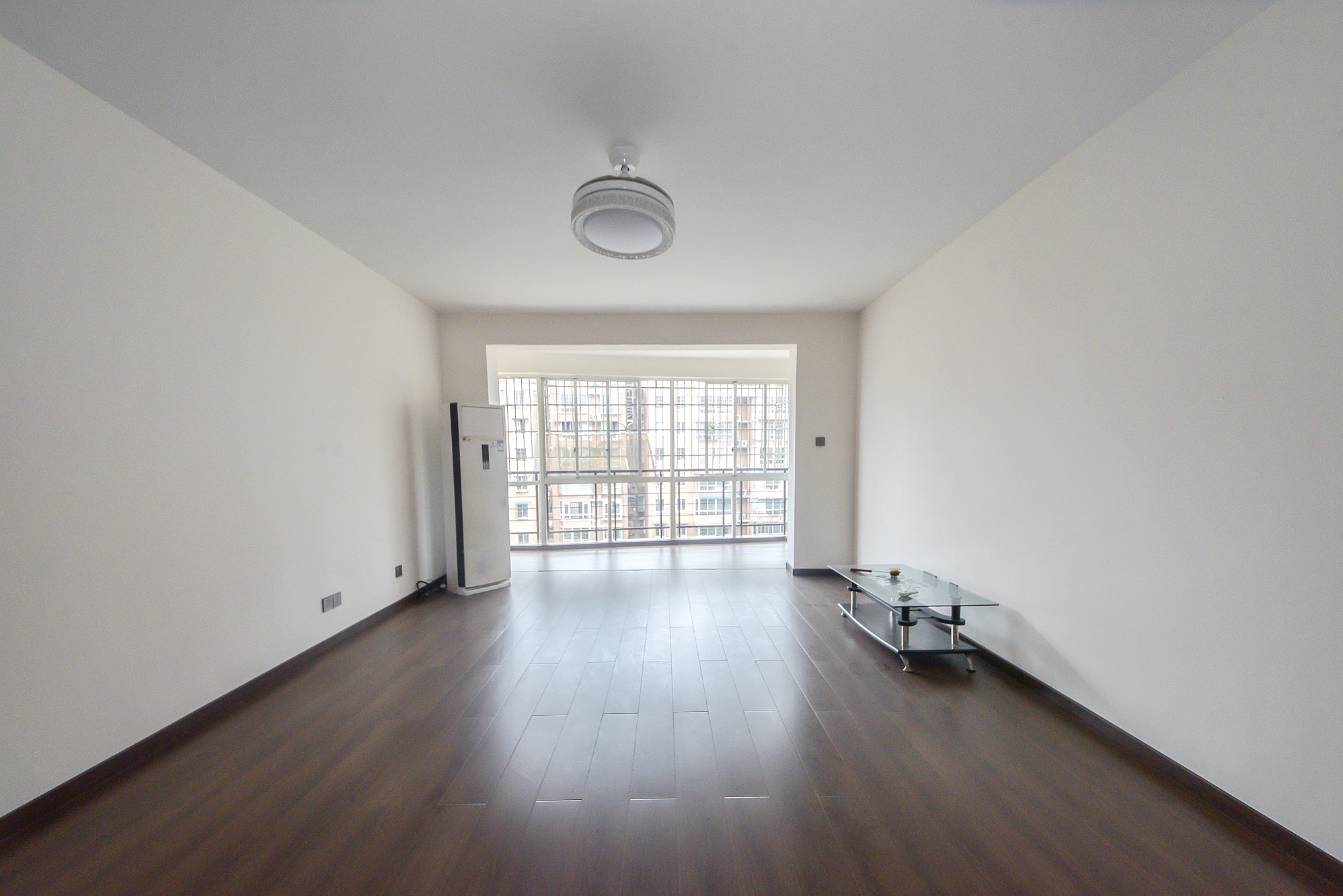 福乐康城  3室2厅2卫    88.0万客厅