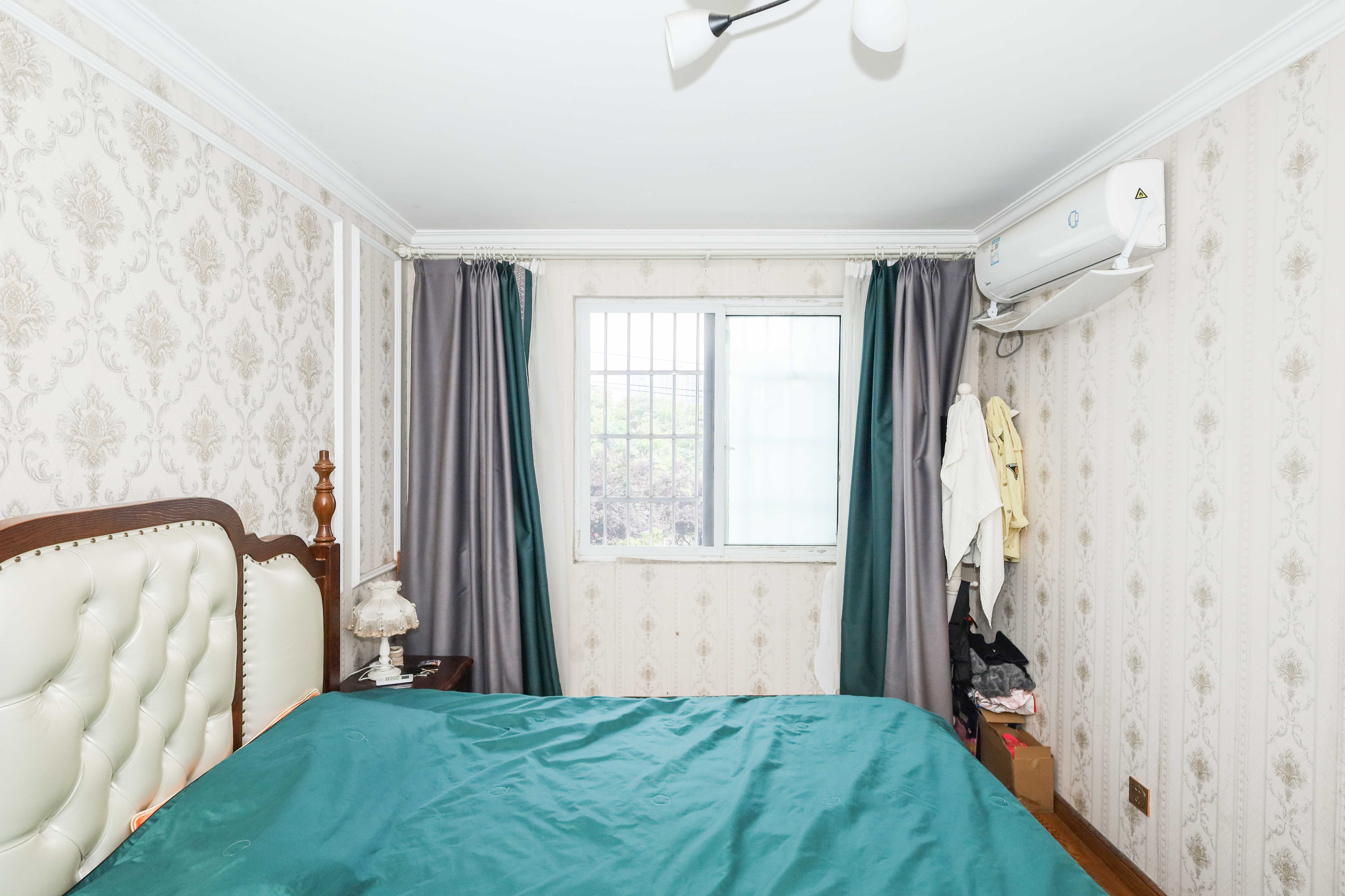 麓谷锦和园 3室2厅1卫 62.0万 麓谷锦和园 3室2厅1卫 62.0万卧室