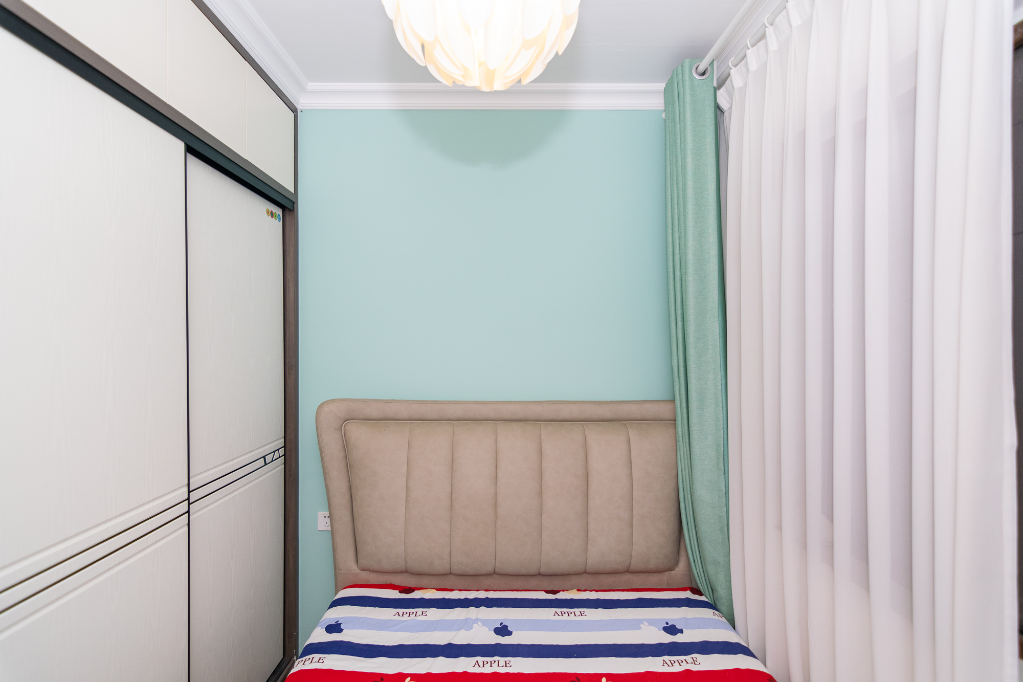 碧桂园高尔夫花园  3室2厅1卫    95.1万 碧桂园高尔夫花园  3室2厅1卫    95.1万卧室