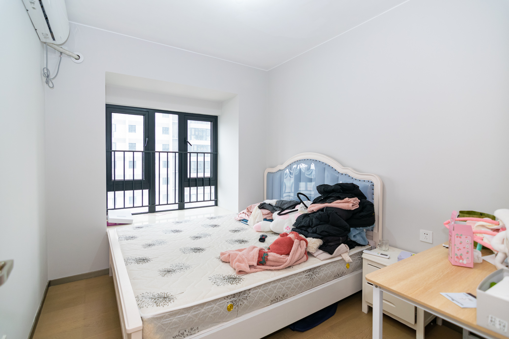 时代年华  3室2厅2卫    85.5万 时代年华  3室2厅2卫    85.5万卧室