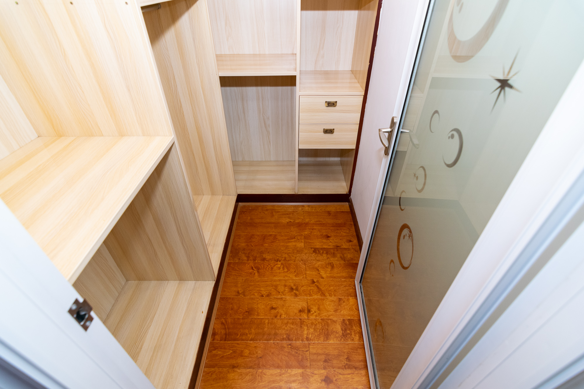 百合湖滨花园 4室2厅2卫 115.0万 百合湖滨花园 4室2厅2卫 115.0万其他