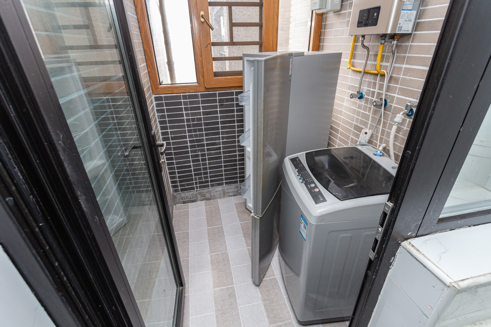 时代倾城三期 2室2厅1卫 71.0万 时代倾城三期 2室2厅1卫 71.0万阳台