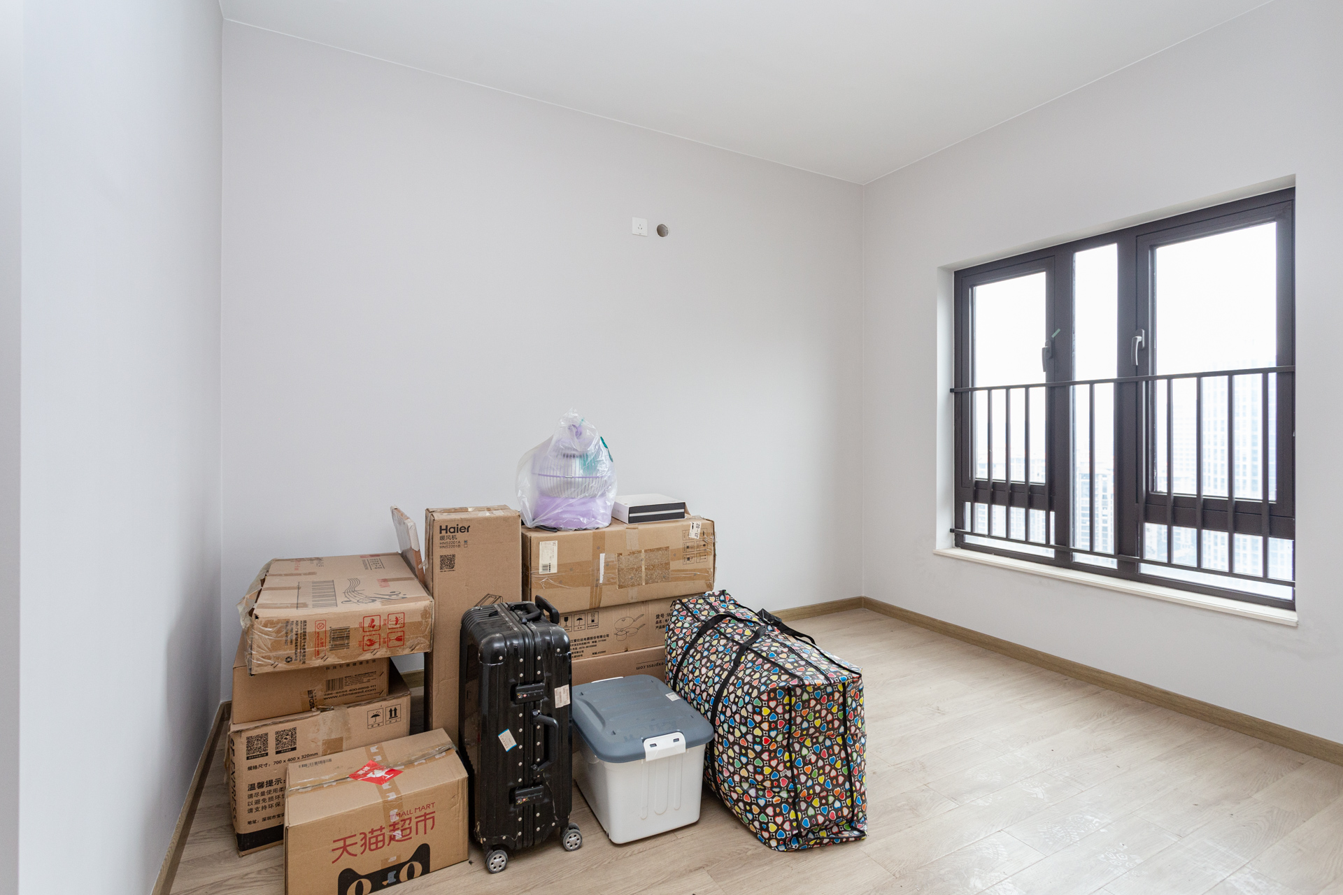 时代倾城五期 4室2厅2卫 110.0万 时代倾城五期 4室2厅2卫 110.0万卧室