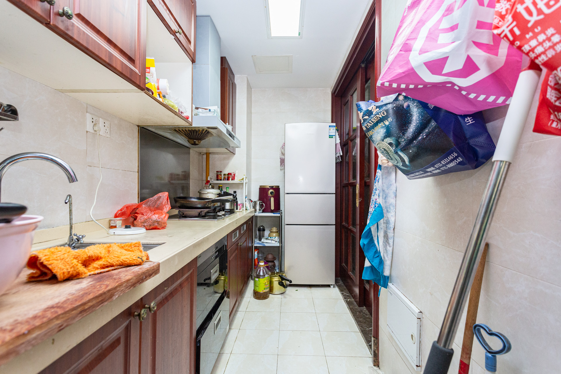 恒大名都 2室1厅1卫 55.0万 恒大名都 2室1厅1卫 55.0万厨房