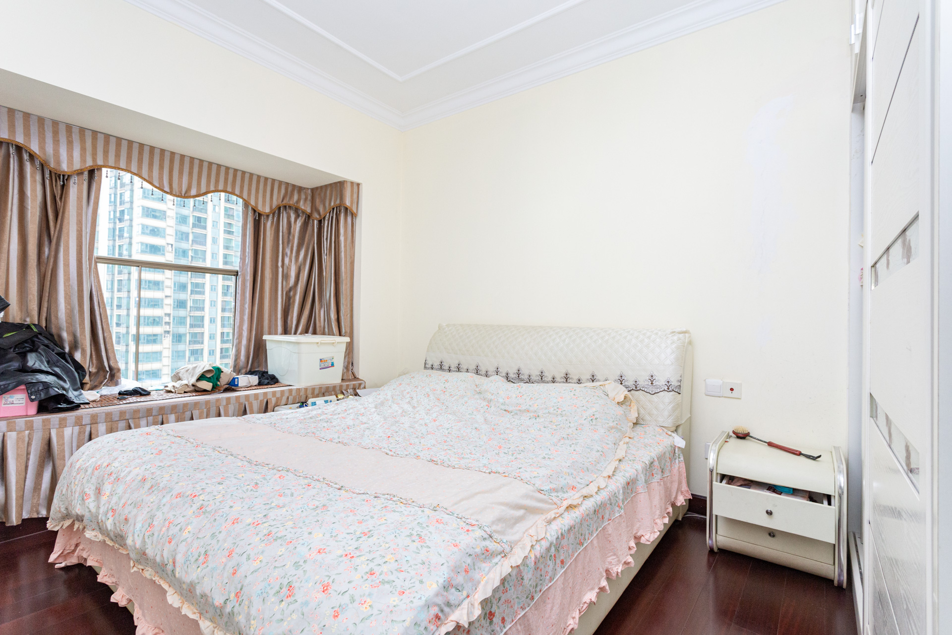 恒大名都 2室1厅1卫 55.0万 恒大名都 2室1厅1卫 55.0万卧室