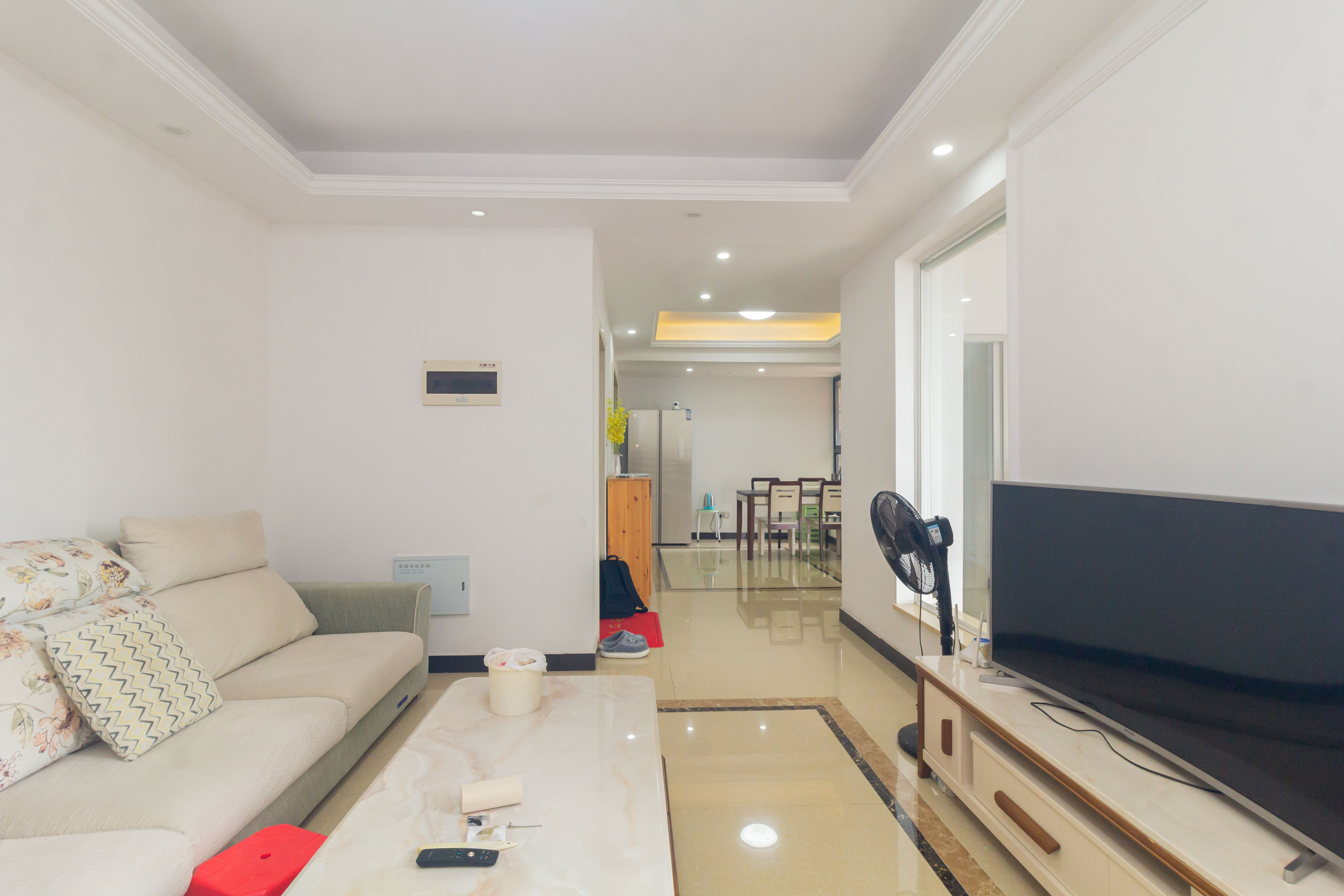 高林仕家 3室2厅1卫 79.0万 高林仕家 3室2厅1卫 79.0万客厅