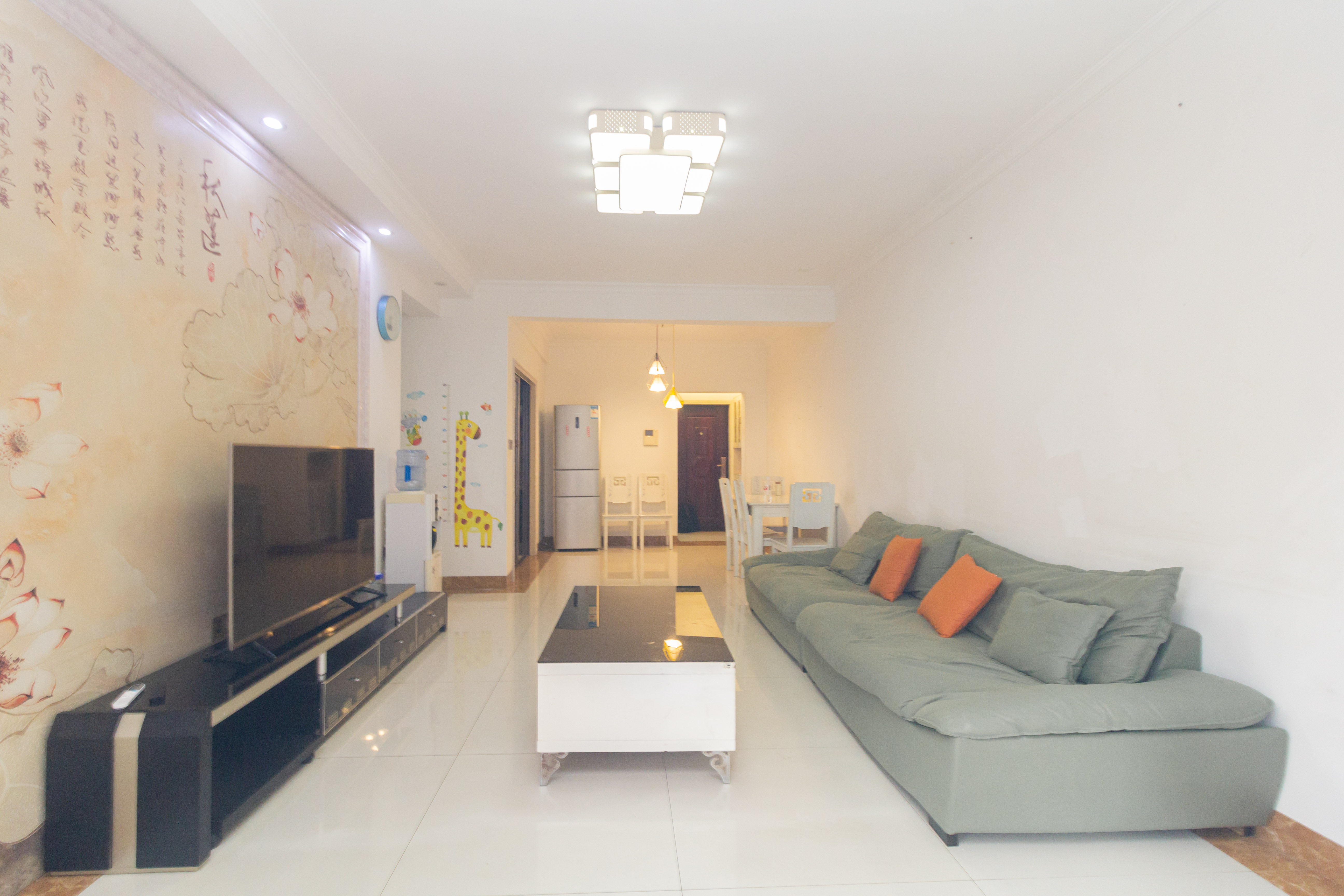 海德公园  4室2厅1卫    65.8万 海德公园  4室2厅1卫    65.8万客厅