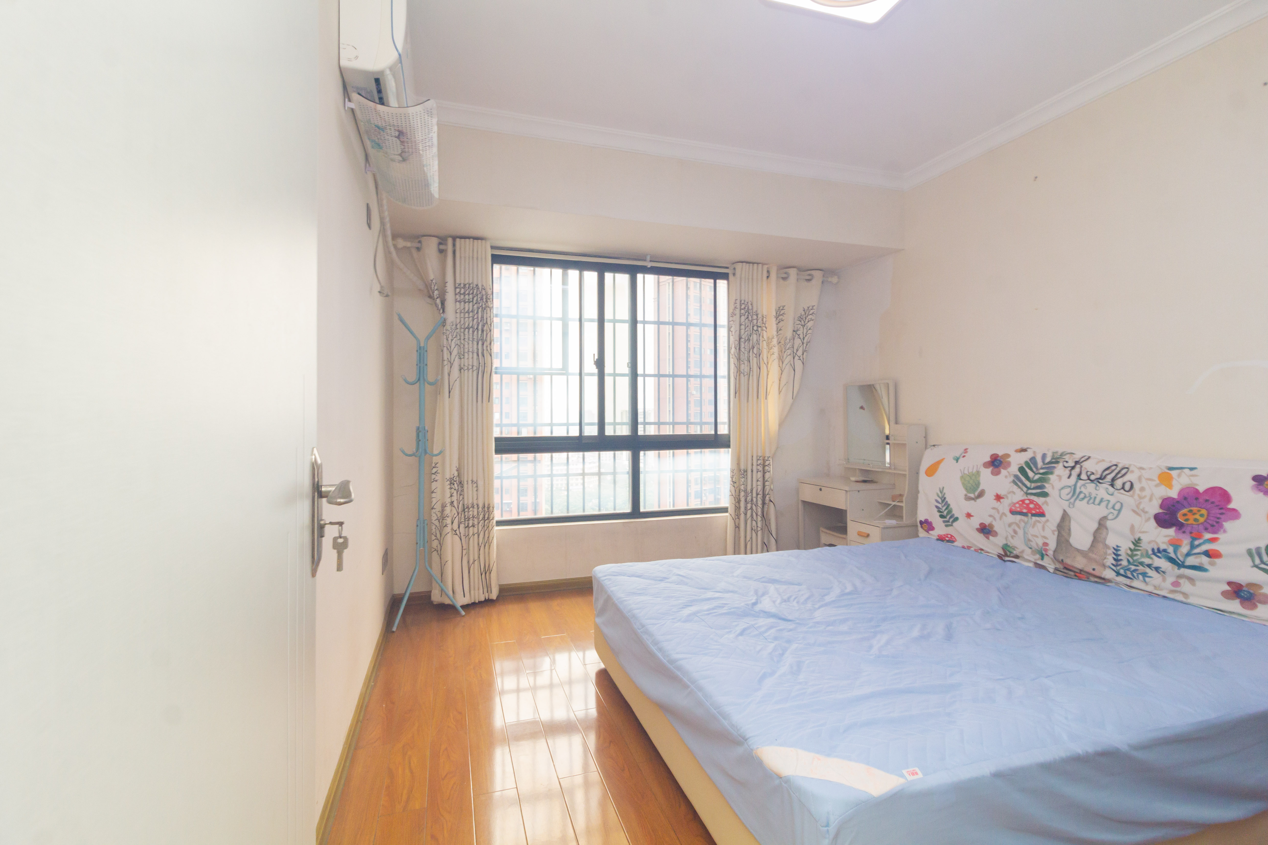 海德公园  4室2厅1卫    65.8万 海德公园  4室2厅1卫    65.8万卧室