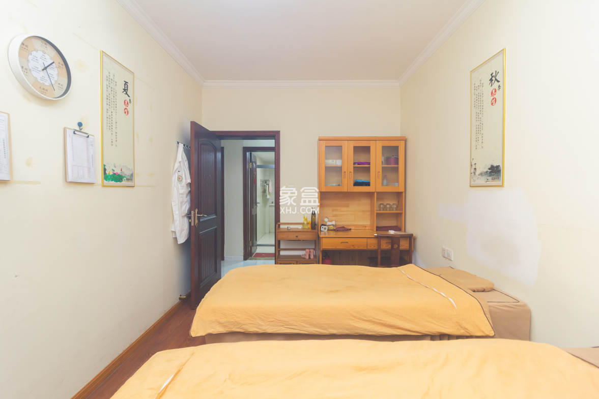 博雅湘水湾 3室2厅2卫 87.80万 博雅湘水湾 3室2厅2卫 87.80万卧室