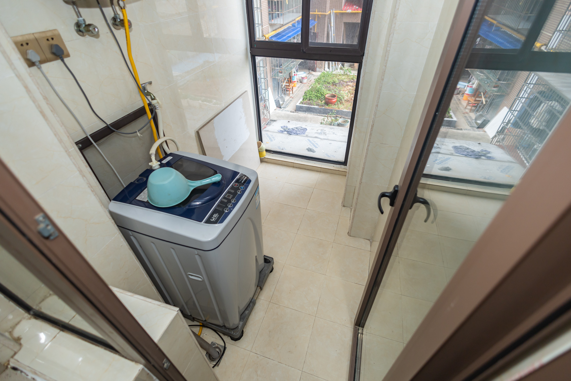 新长海广场  2室2厅1卫    58.8万 新长海广场  2室2厅1卫    58.8万阳台