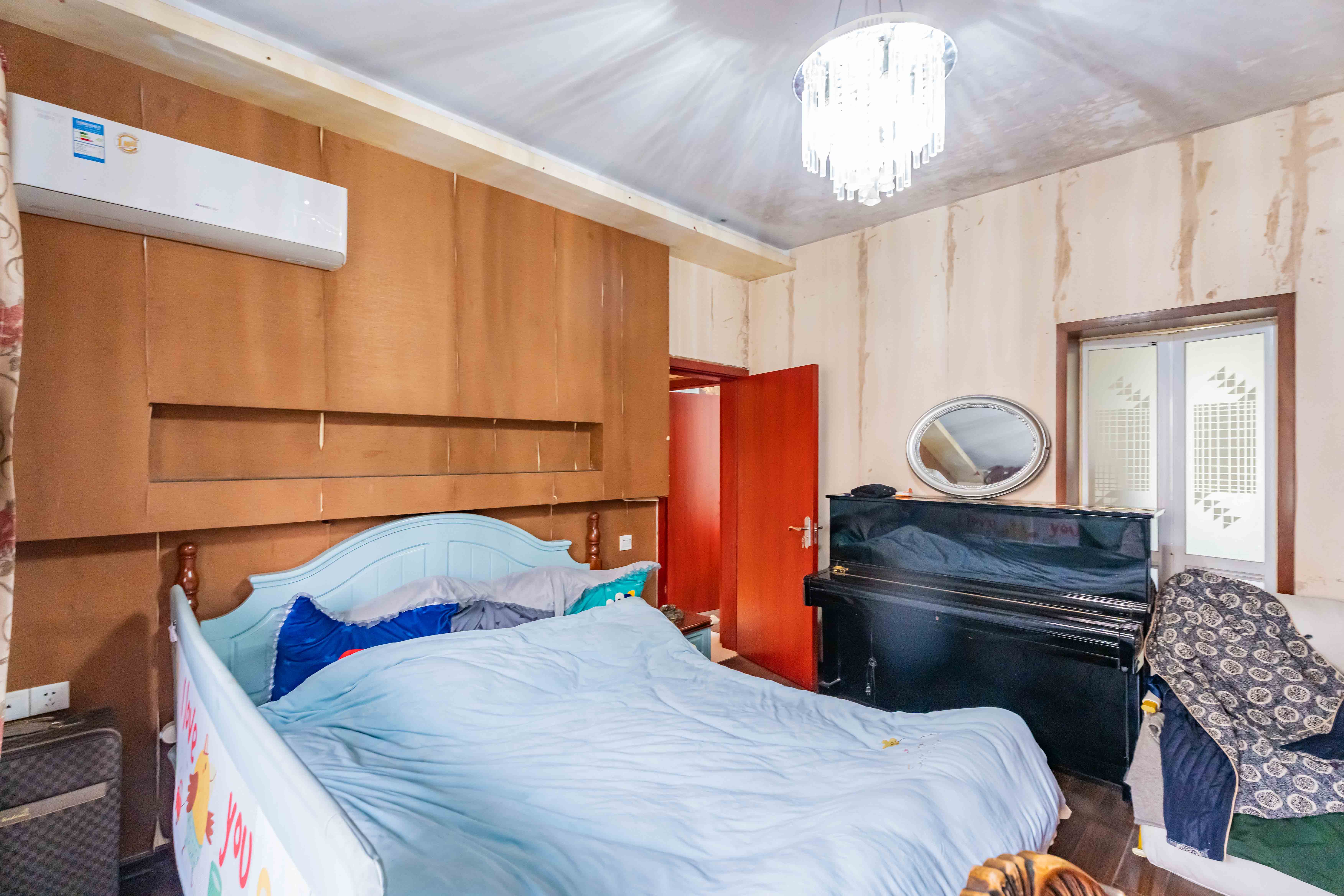 圣爵菲斯 3室2厅2卫 79.8万 圣爵菲斯 3室2厅2卫 79.8万卧室