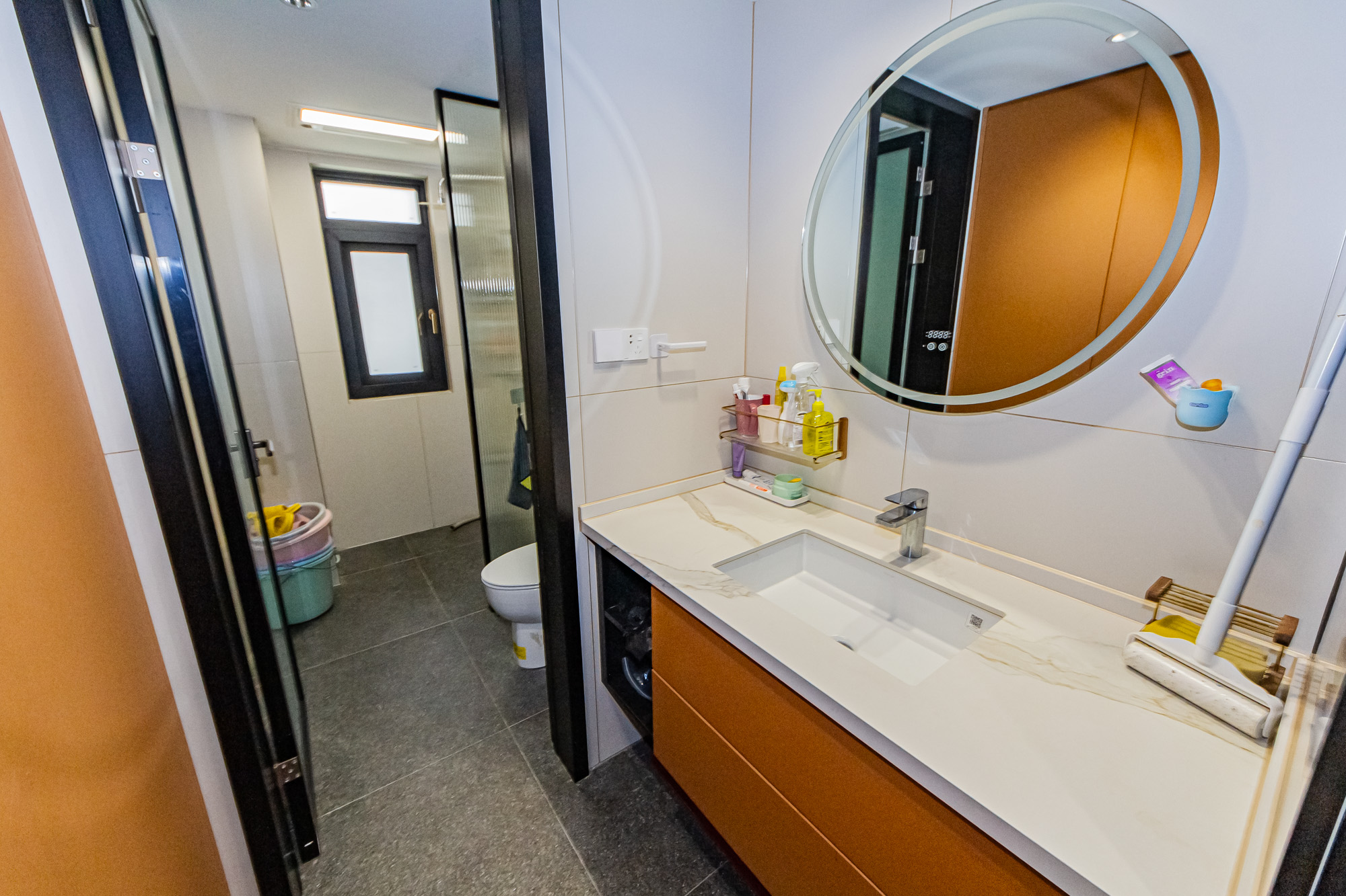 北辰三角洲C3区  4室2厅3卫    350.0万 北辰三角洲C3区  4室2厅3卫    350.0万卫生间