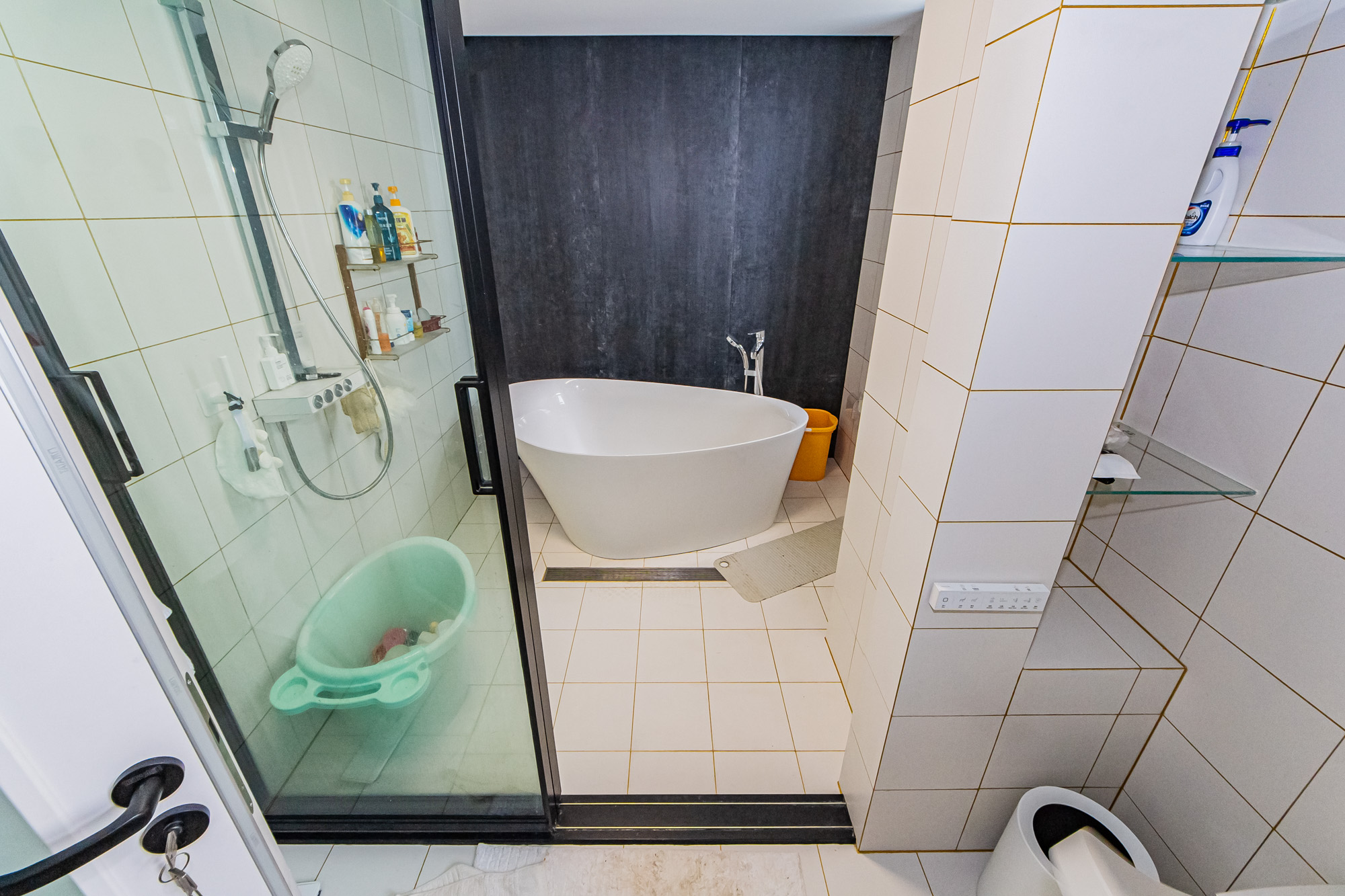 北辰三角洲C3区  4室2厅3卫    350.0万 北辰三角洲C3区  4室2厅3卫    350.0万卫生间