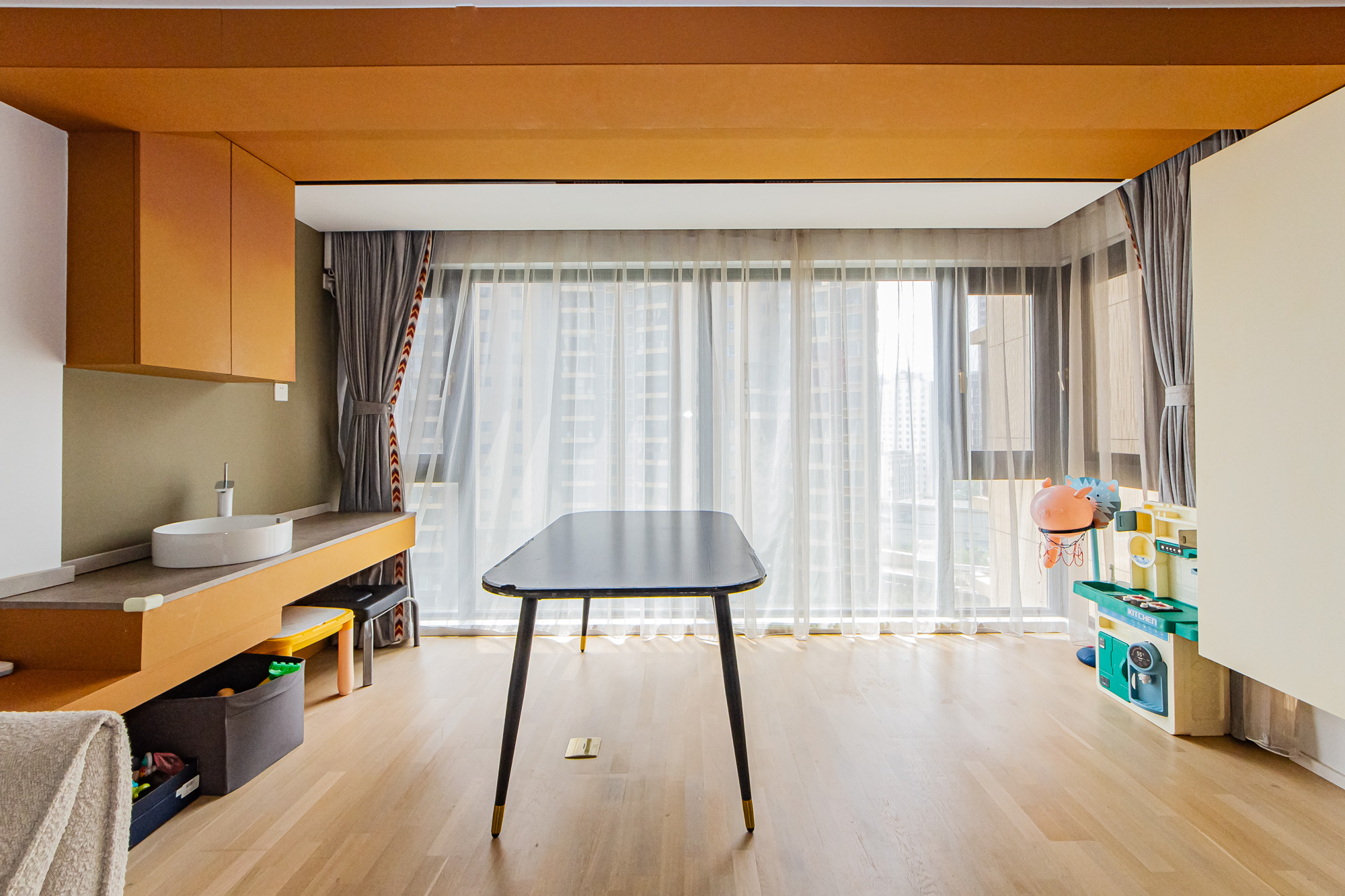 北辰三角洲C3区  4室2厅3卫    350.0万 北辰三角洲C3区  4室2厅3卫    350.0万阳台