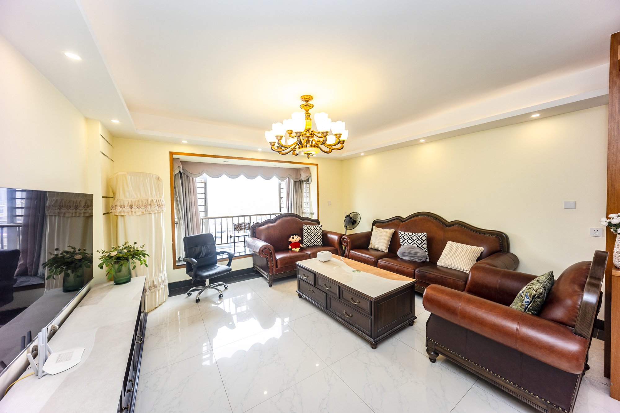 智邦家园  4室2厅2卫    115.0万 智邦家园  4室2厅2卫    115.0万客厅