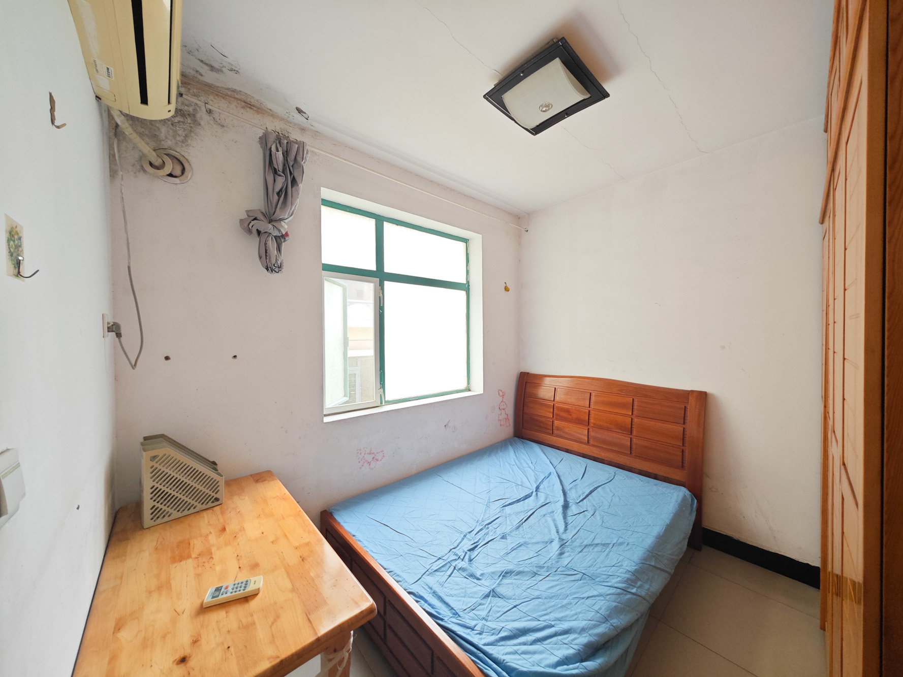 美林景园  2室2厅1卫    65.0万 美林景园  2室2厅1卫    65.0万卧室