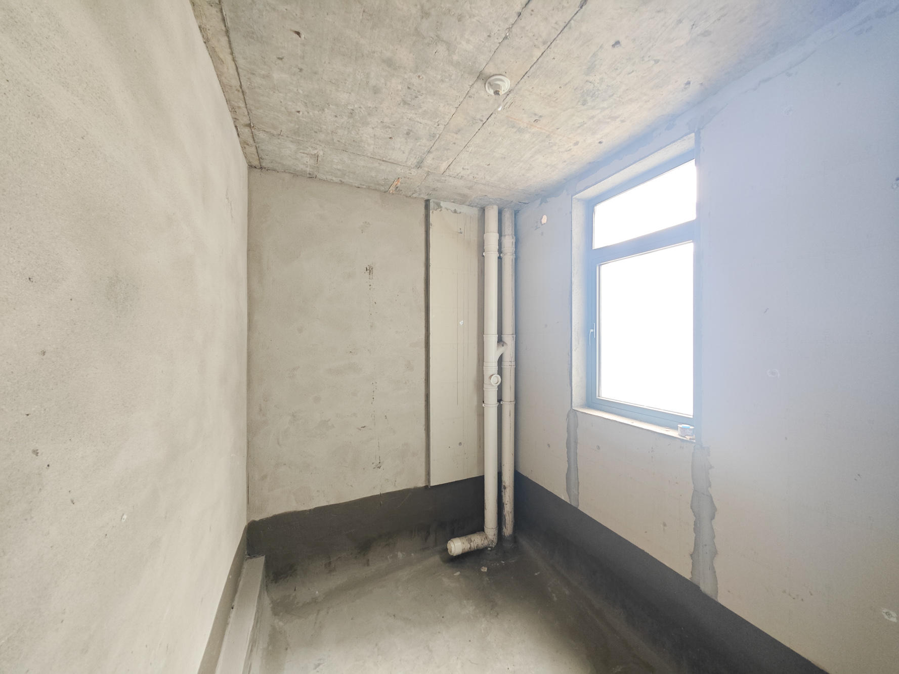 天翼花园（中国电信单位房）  4室2厅2卫    185.0万卫生间