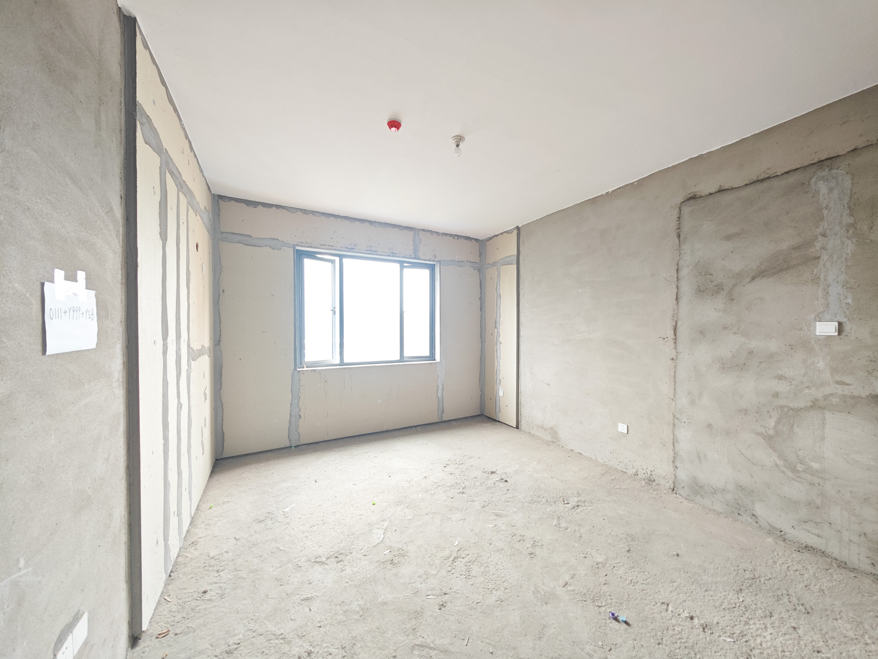 天翼花园(中国电信单位房)  4室2厅2卫    185.0万 天翼花园(中国电信单位房)  4室2厅2卫    185.0万卧室