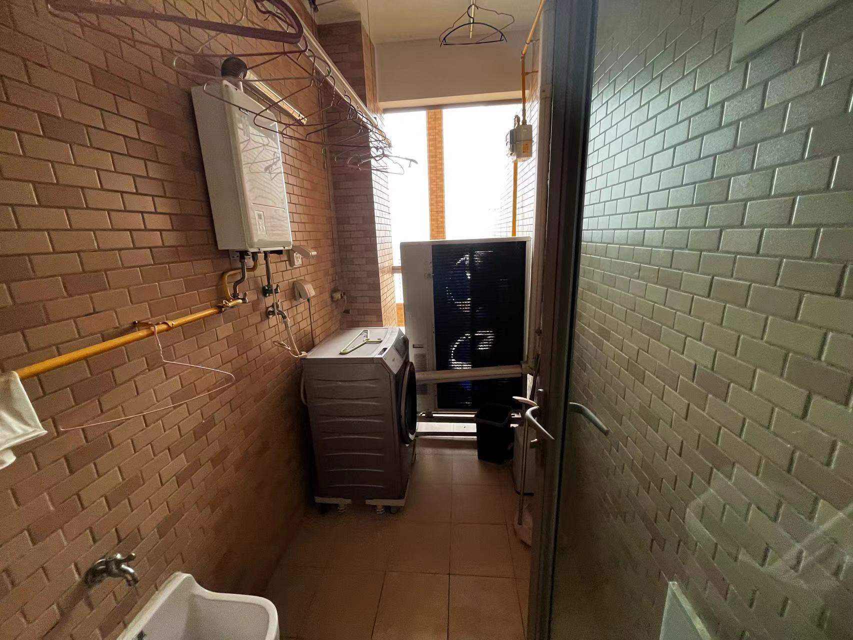 晋合湘水湾三期 3室2厅1卫 99.0万 晋合湘水湾三期 3室2厅1卫 99.0万室内图