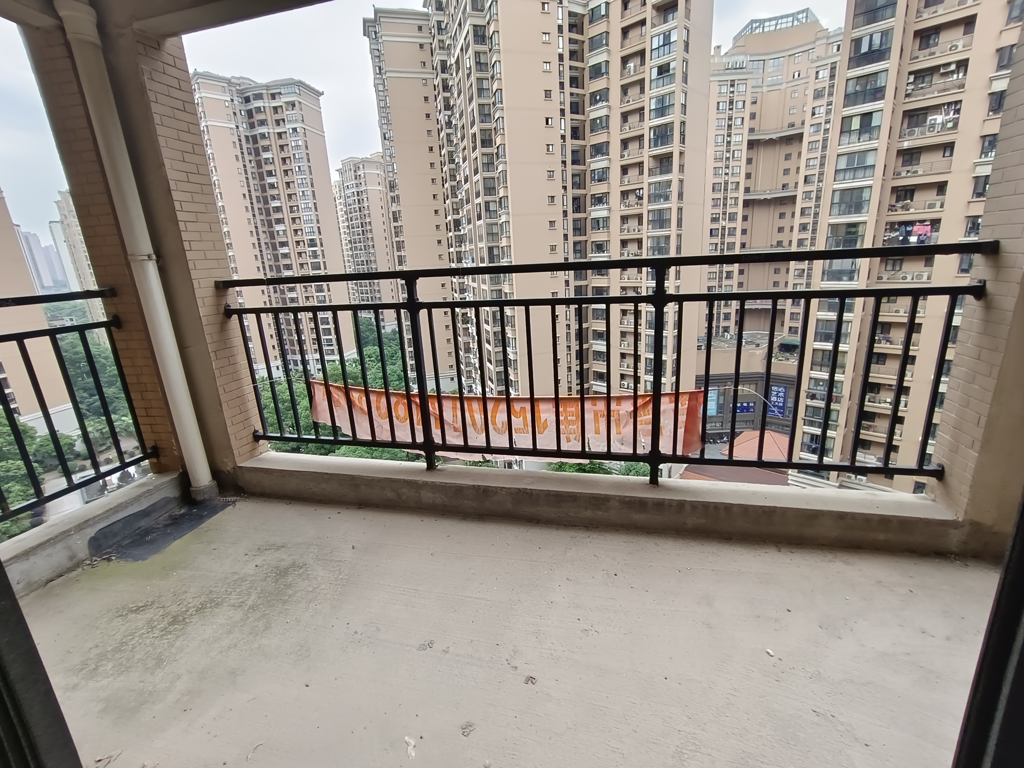 康桥美郡 3室2厅2卫 64.5万 康桥美郡 3室2厅2卫 64.5万室内图