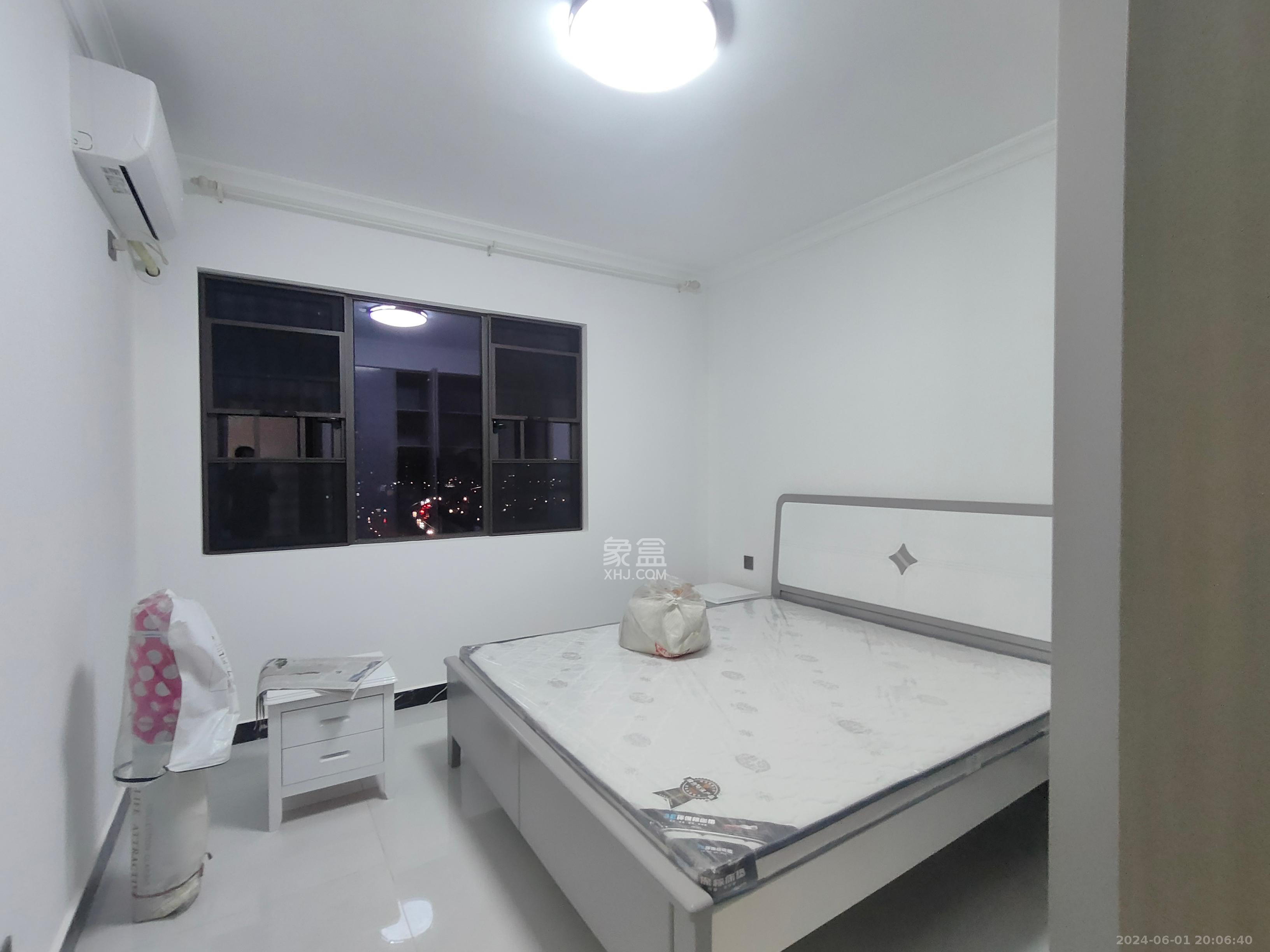 金塘家园  2室2厅1卫    2300.0元/月室内图