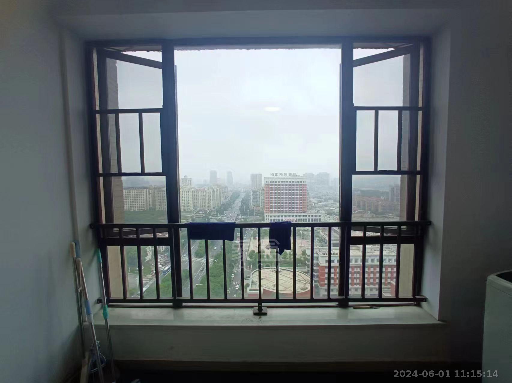 中泰财富湘江 1室1厅1卫 1200.00元/月 中泰财富湘江 1室1厅1卫 1200.00元/月室内图