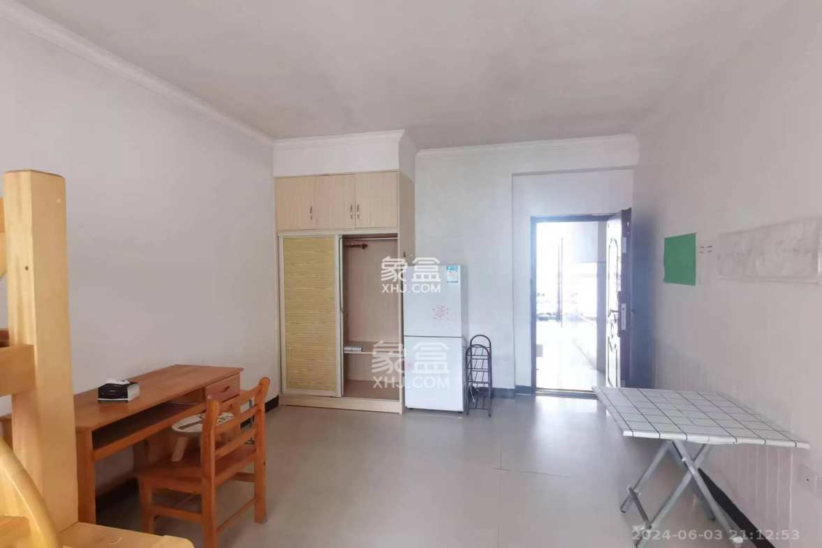 景江雅苑 1室1厅1卫 1000.00元/月 景江雅苑 1室1厅1卫 1000.00元/月室内图