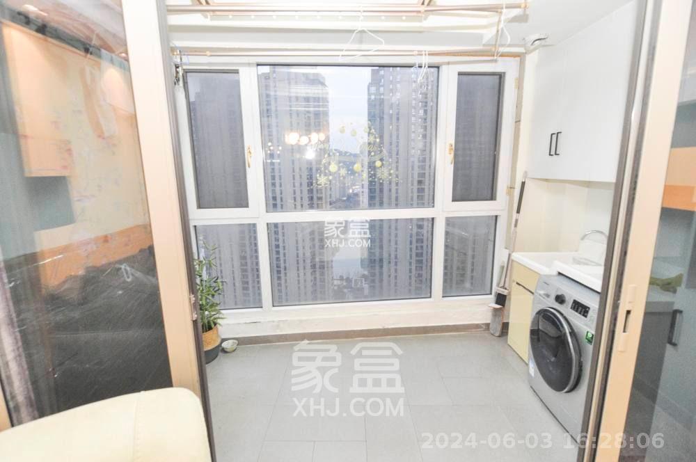梅溪湖金茂府（金茂广场）（金茂览秀城）  3室2厅2卫   5200.00元/月室内图