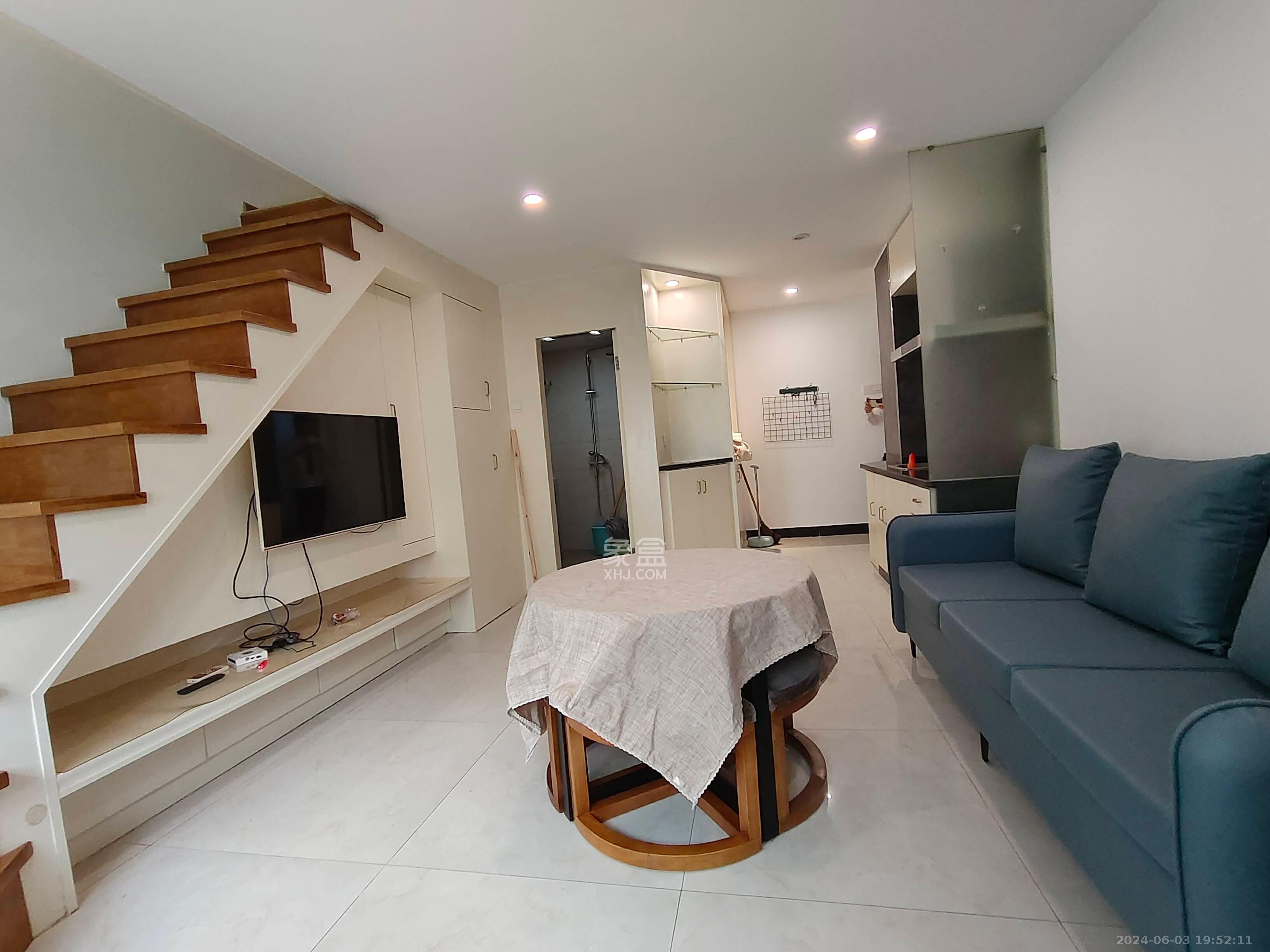 融圣国际 1室1厅1卫 1900.0元/月 融圣国际 1室1厅1卫 1900.0元/月室内图