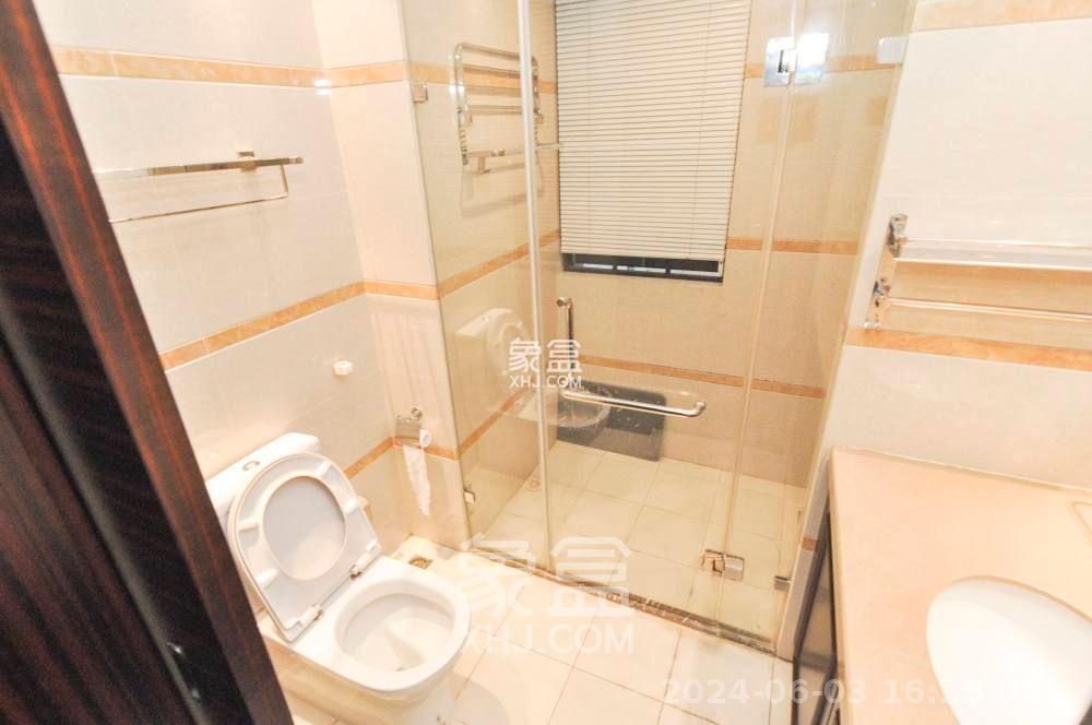 梅溪湖金茂府（金茂广场）（金茂览秀城）  3室2厅2卫   5200.00元/月室内图