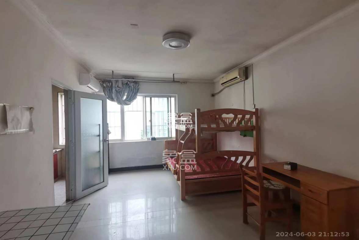 景江雅苑 1室1厅1卫 1000.00元/月 景江雅苑 1室1厅1卫 1000.00元/月室内图