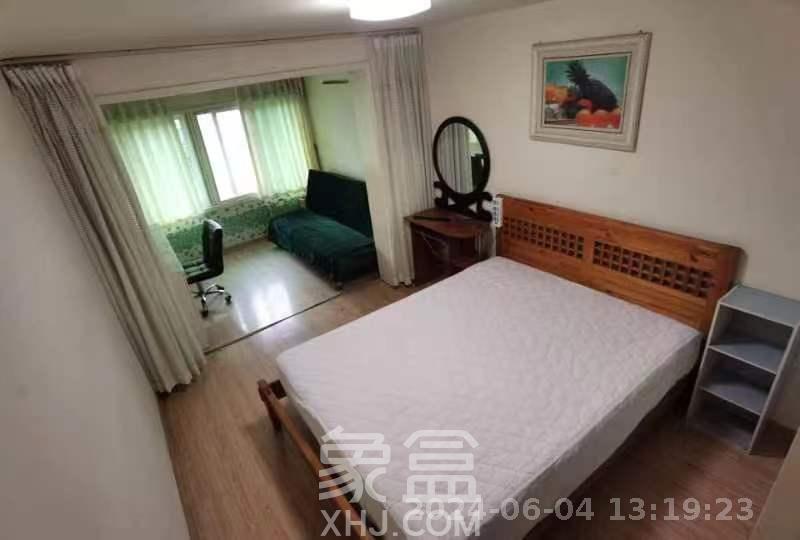 建丰公寓（长沙卷烟厂宿舍）  4室2厅2卫   2400.00元/月室内图