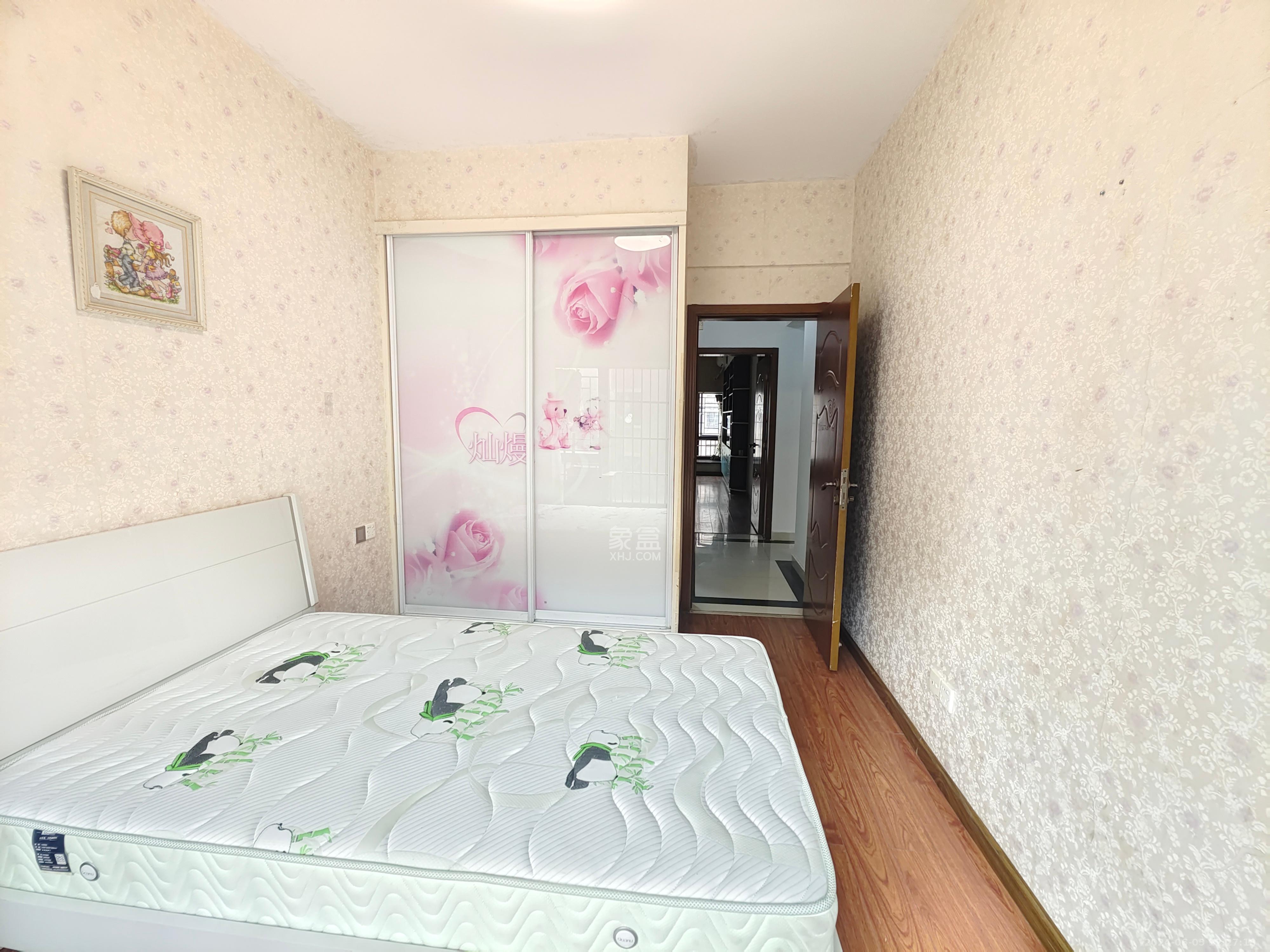幸福里润城（幸福里二期）  4室2厅2卫   2800.00元/月室内图