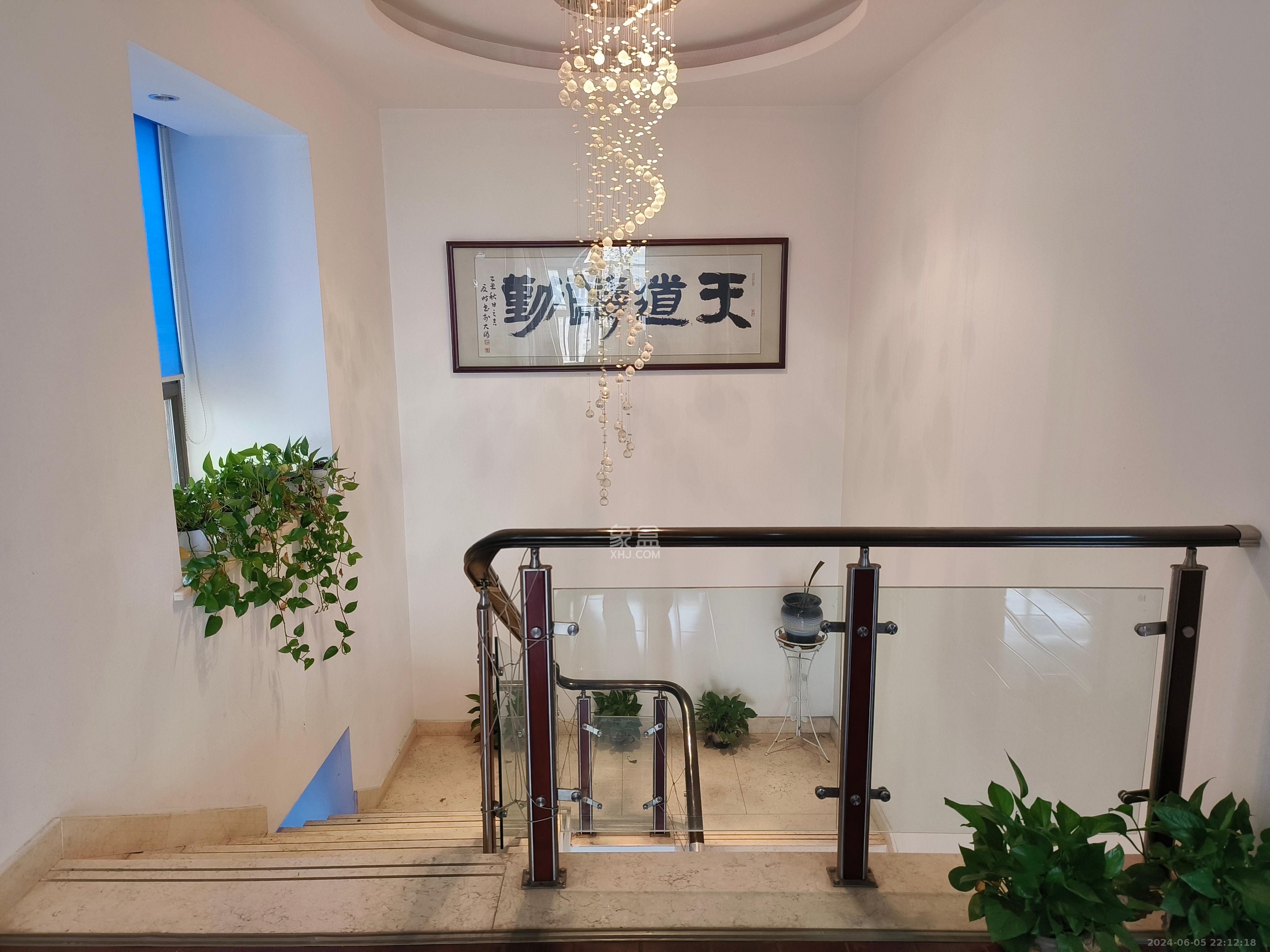 钱隆樽品(一、二、三期)  5室2厅2卫   7500.00元/月室内图