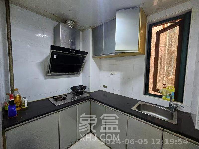 东玺门  2室2厅1卫   2500.00元/月室内图1