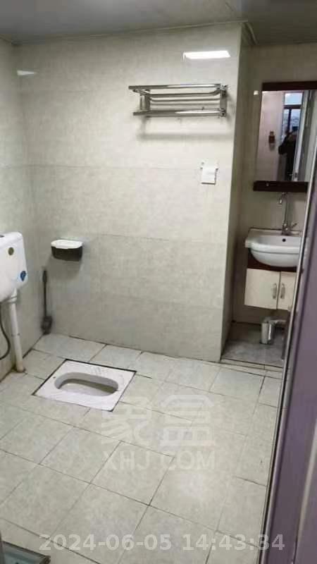盛世鑫城  1室1厅1卫   1200.00元/月室内图